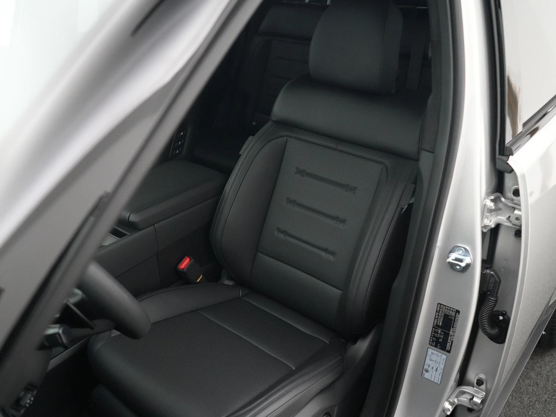 Hyundai-Santa Fe-image-11