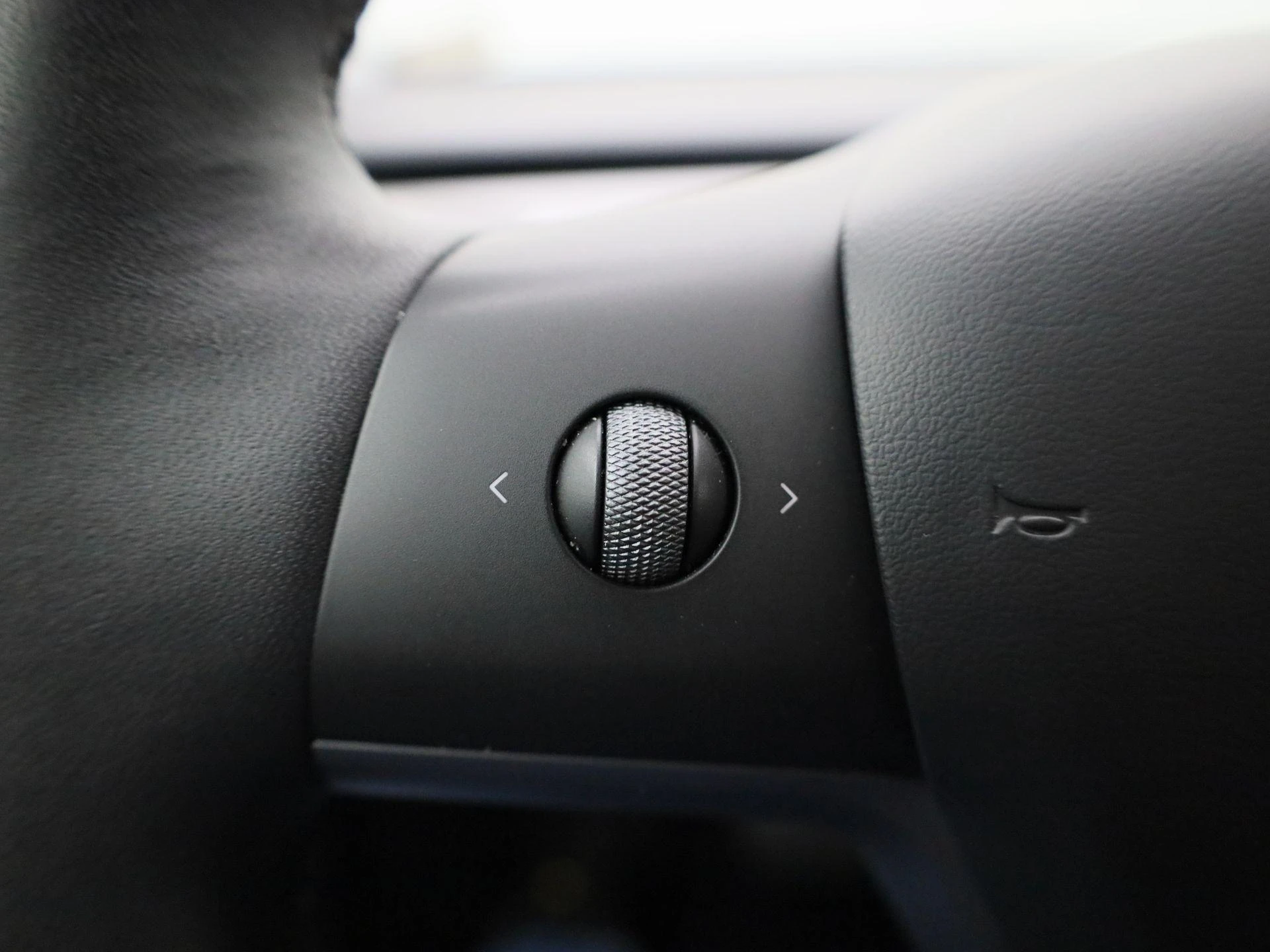 Tesla Model Y Long Range Dual Motor AWD