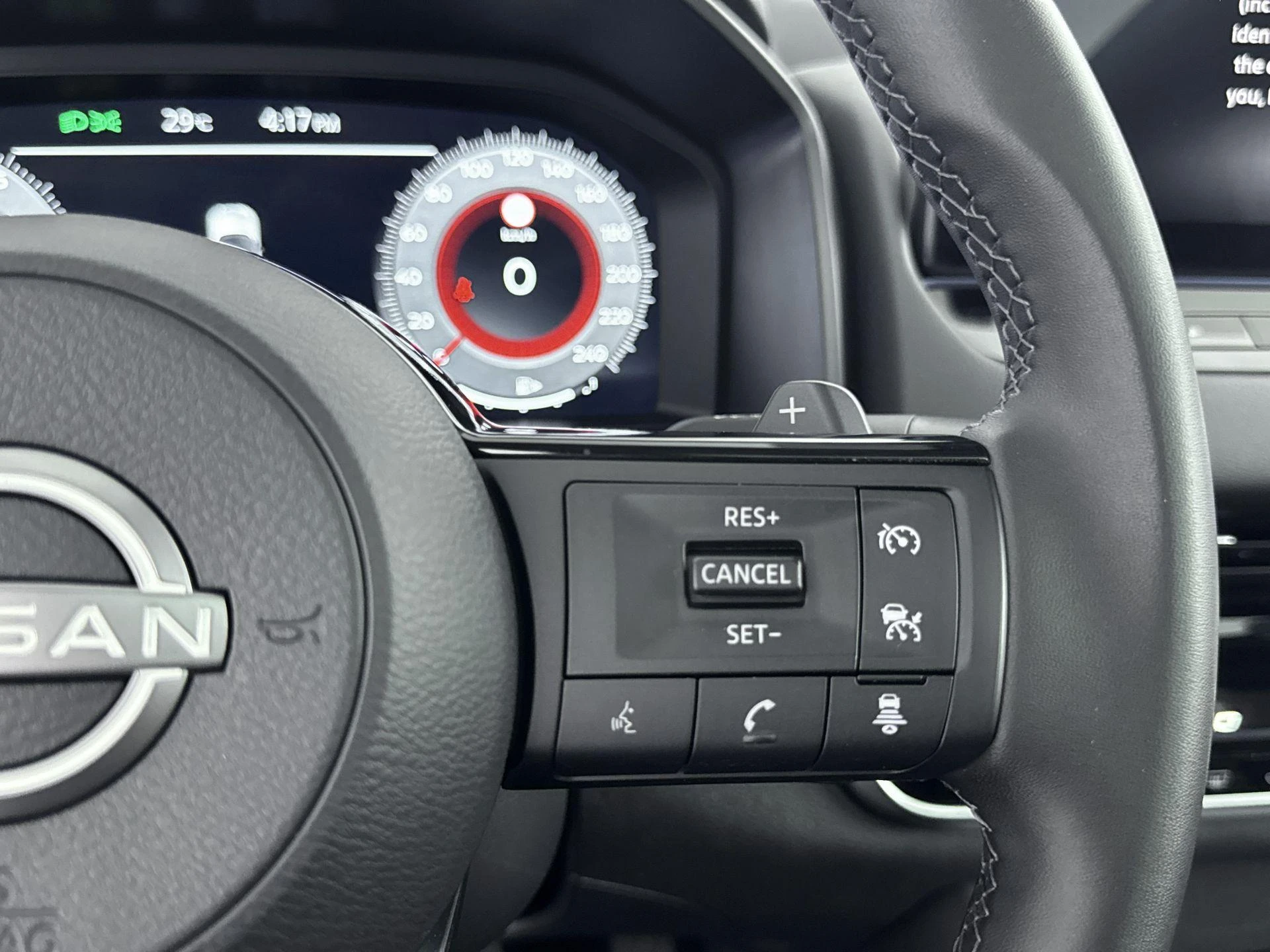Nissan-QASHQAI-image-5