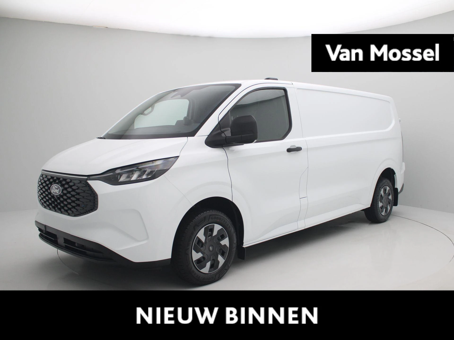 Ford-E-Transit Custom-image-0