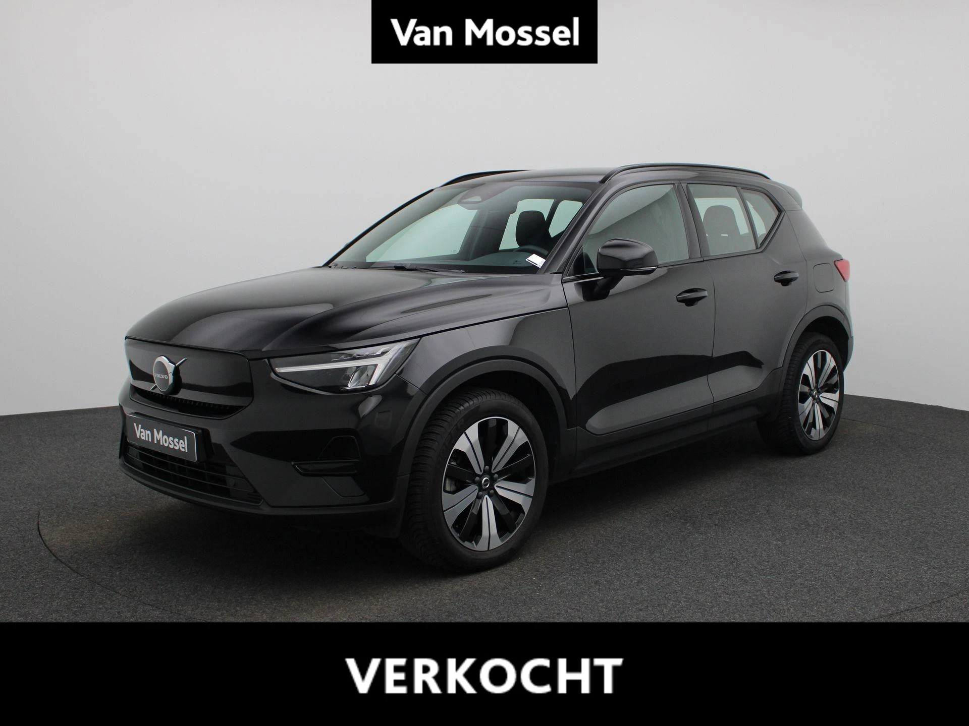 Volvo-XC40-image-0