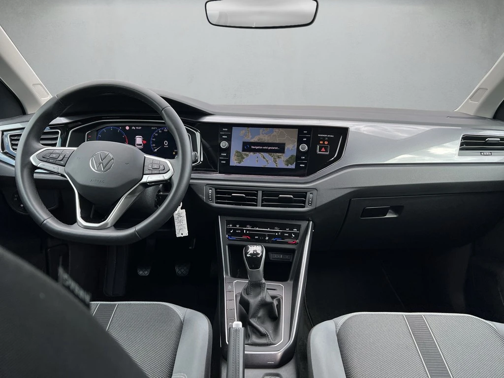 Volkswagen-Polo-image-7