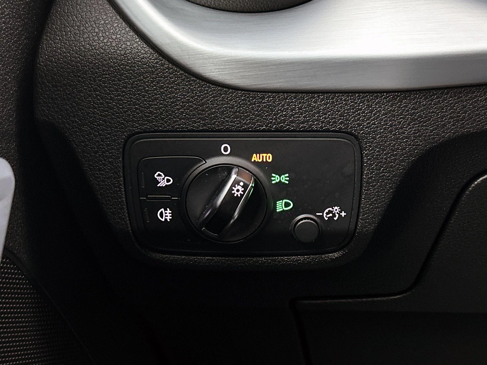 Audi-Q2-image-22