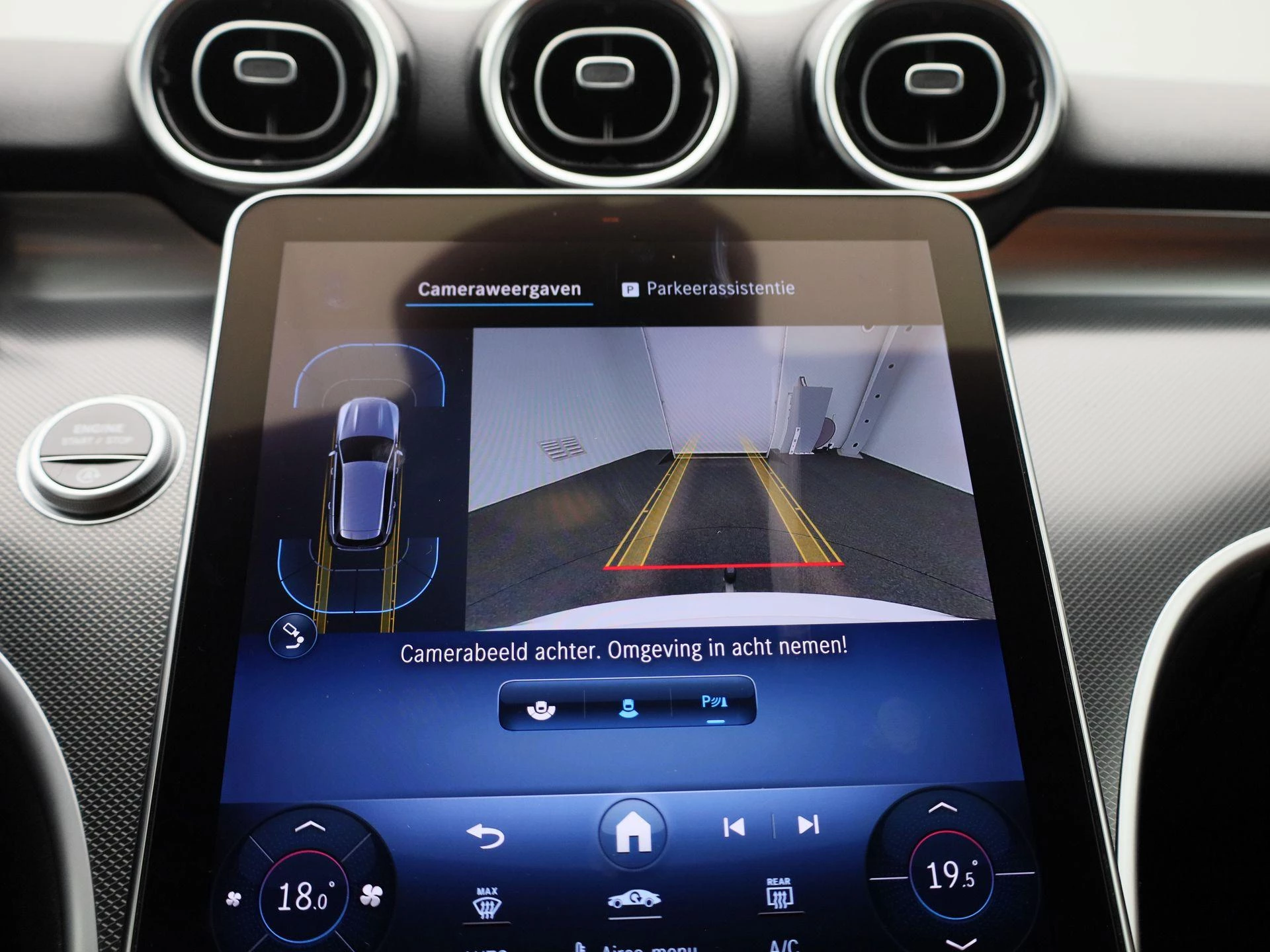 Mercedes-Benz-C-Klasse-image-27
