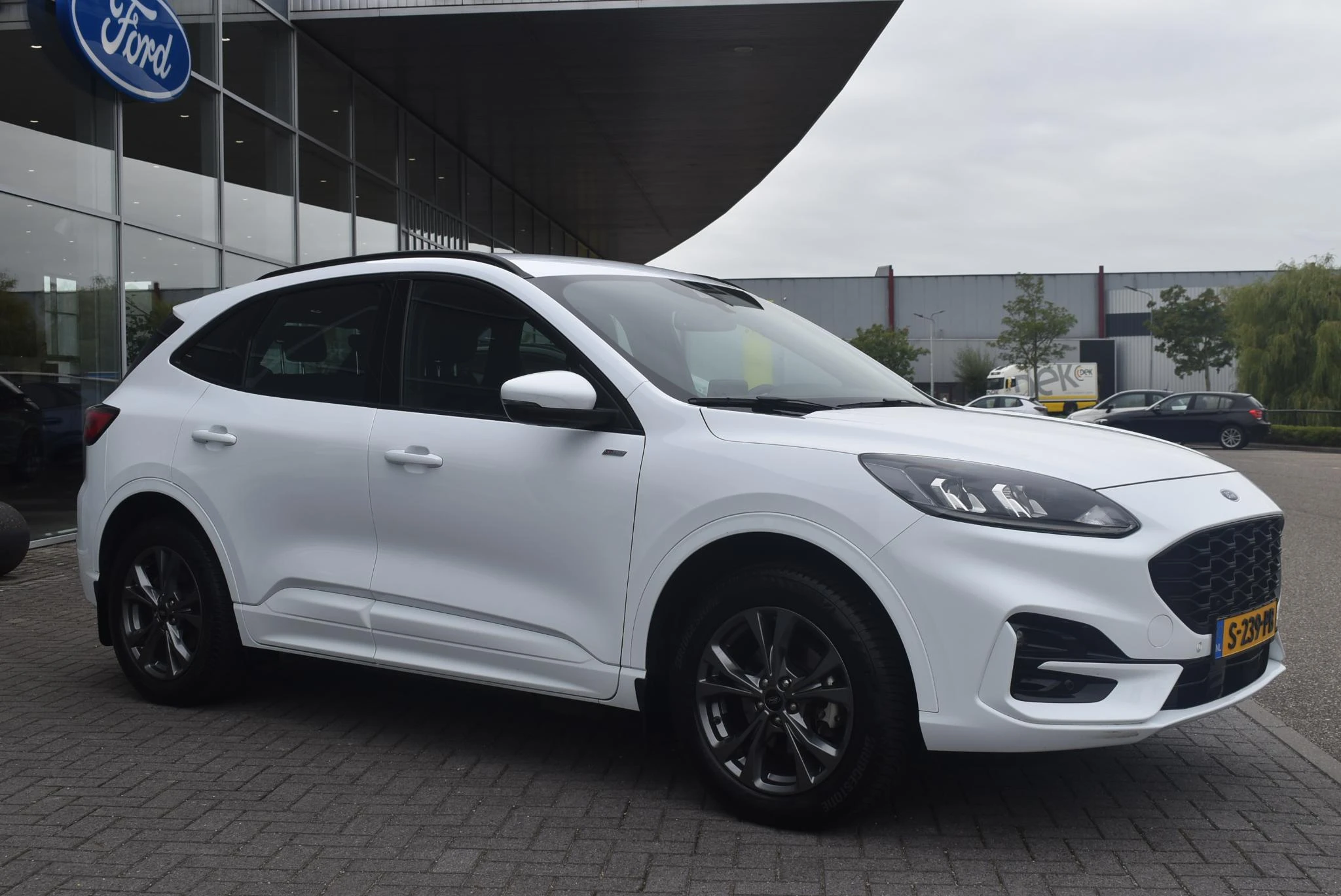 Ford-Kuga-image-2