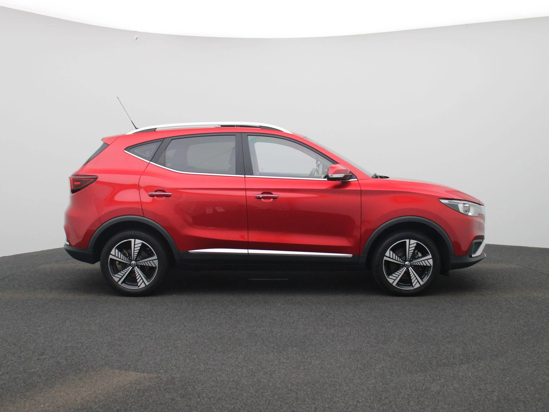 MG ZS EV Luxury 45 kWh