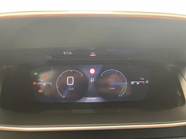 Peugeot-208-image-12