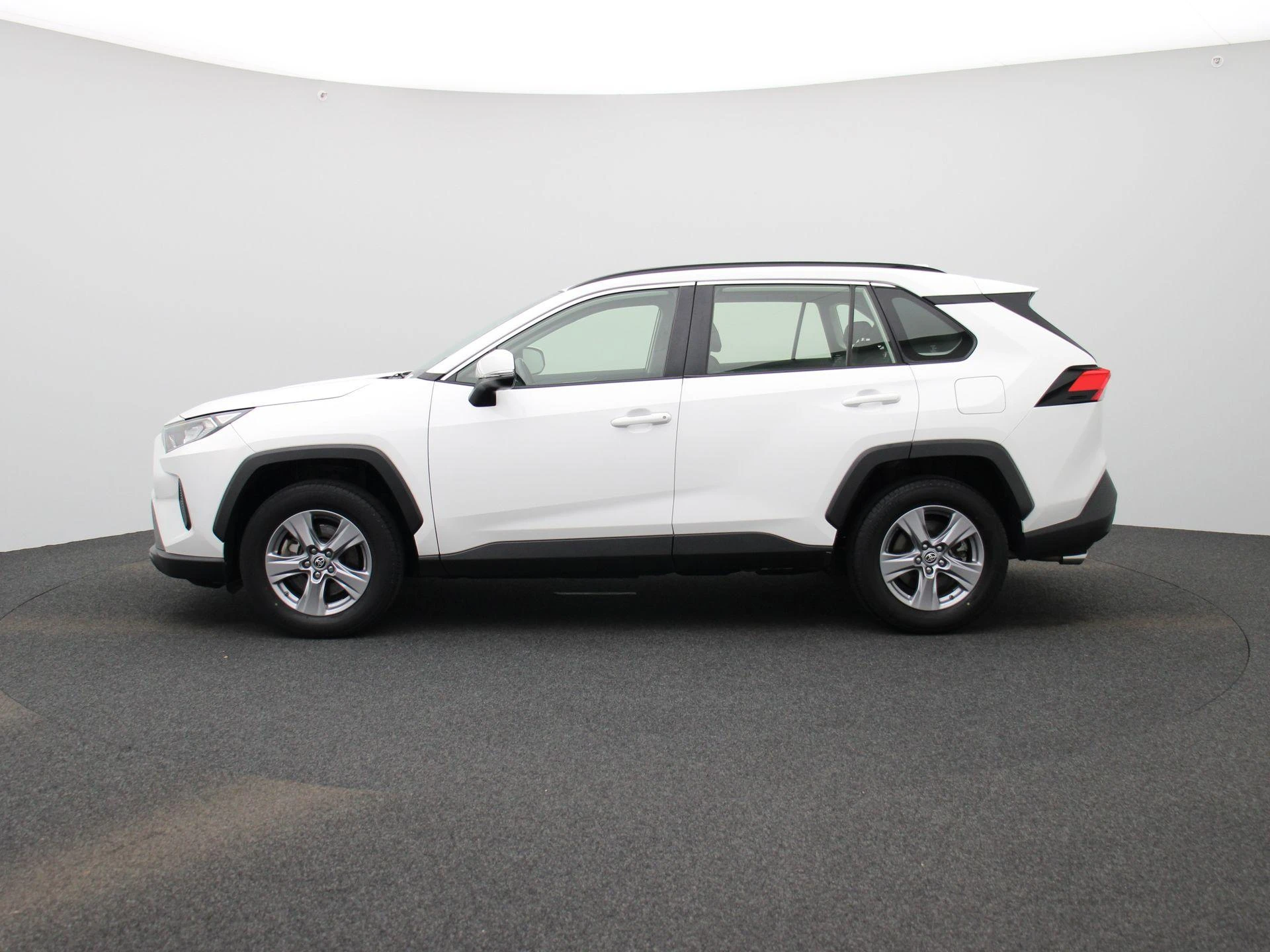 Toyota-RAV4-image-3