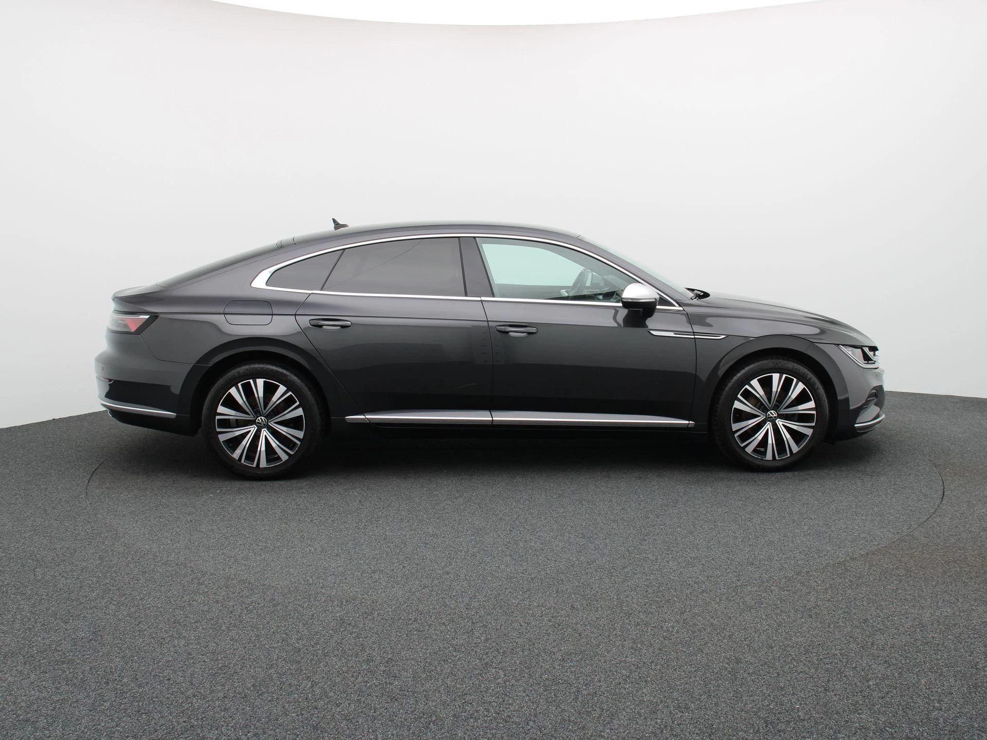 Volkswagen-Arteon-image-6