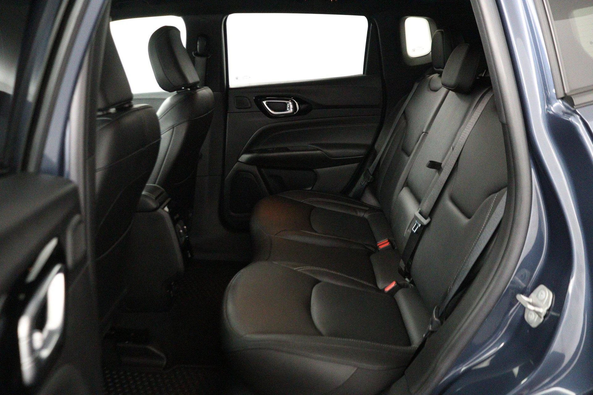 Jeep-Compass-image-15