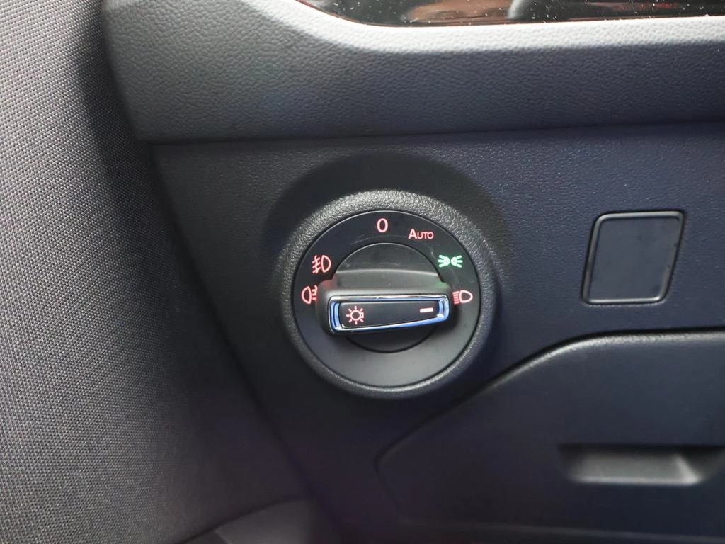 SEAT Leon ST Leon ST 1.4TSI FR 125PK *TREKHAAK*BLTH*APP-CONNECT*PDC ACHTER*NAVI*...*