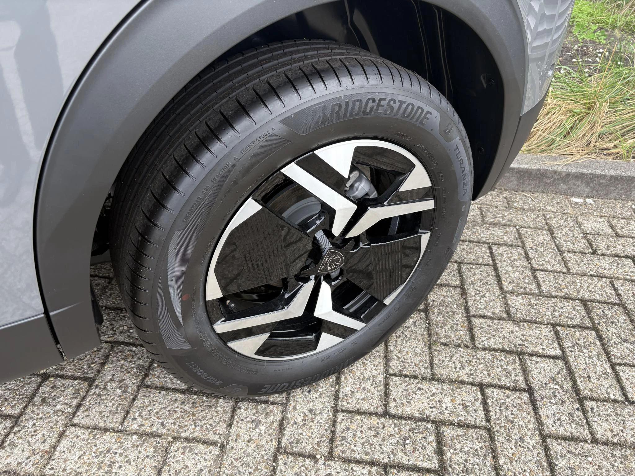 Peugeot-2008-image-8
