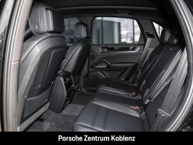 Porsche-Cayenne-image-20