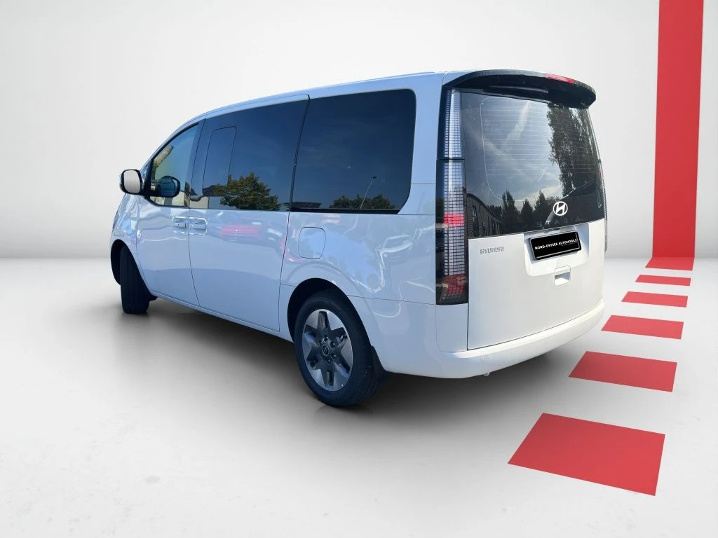 Hyundai-Staria-image-3