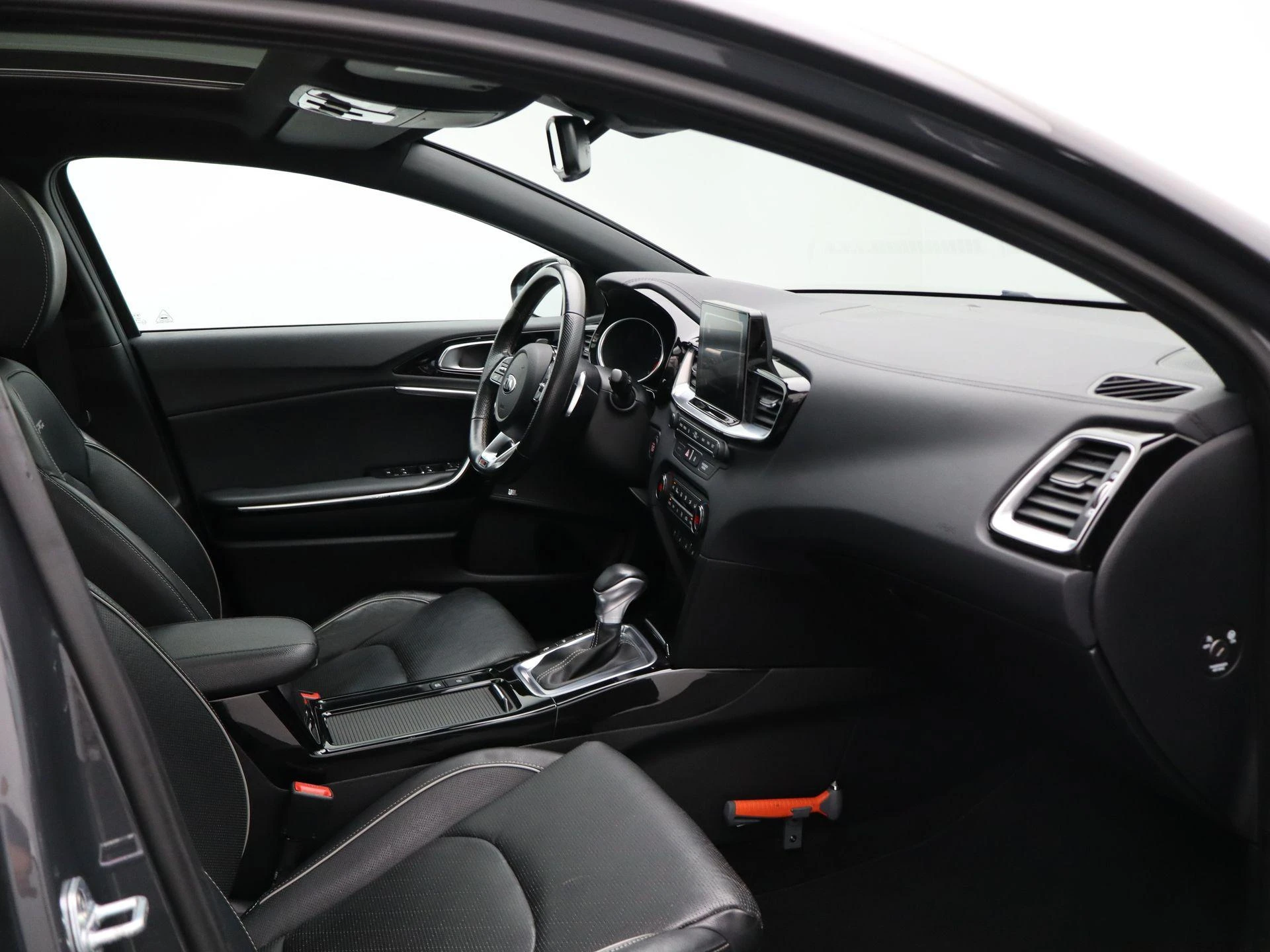 Kia-ProCeed-image-33