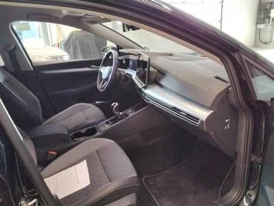 Volkswagen Golf VIII 1.5 TSI GOAL /LED/Navi/AHK/ACC/RFK
