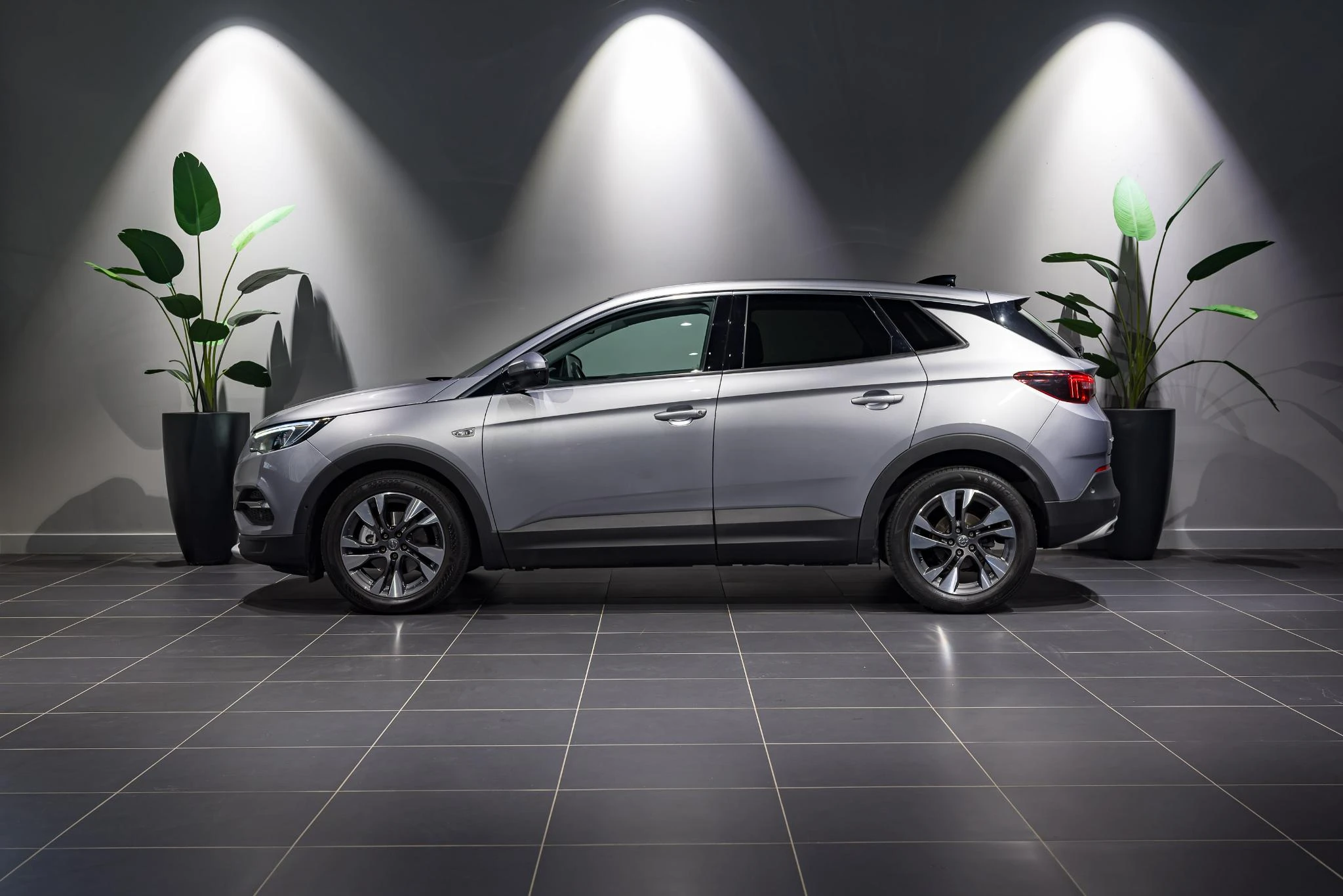 Opel-Grandland X-image-3