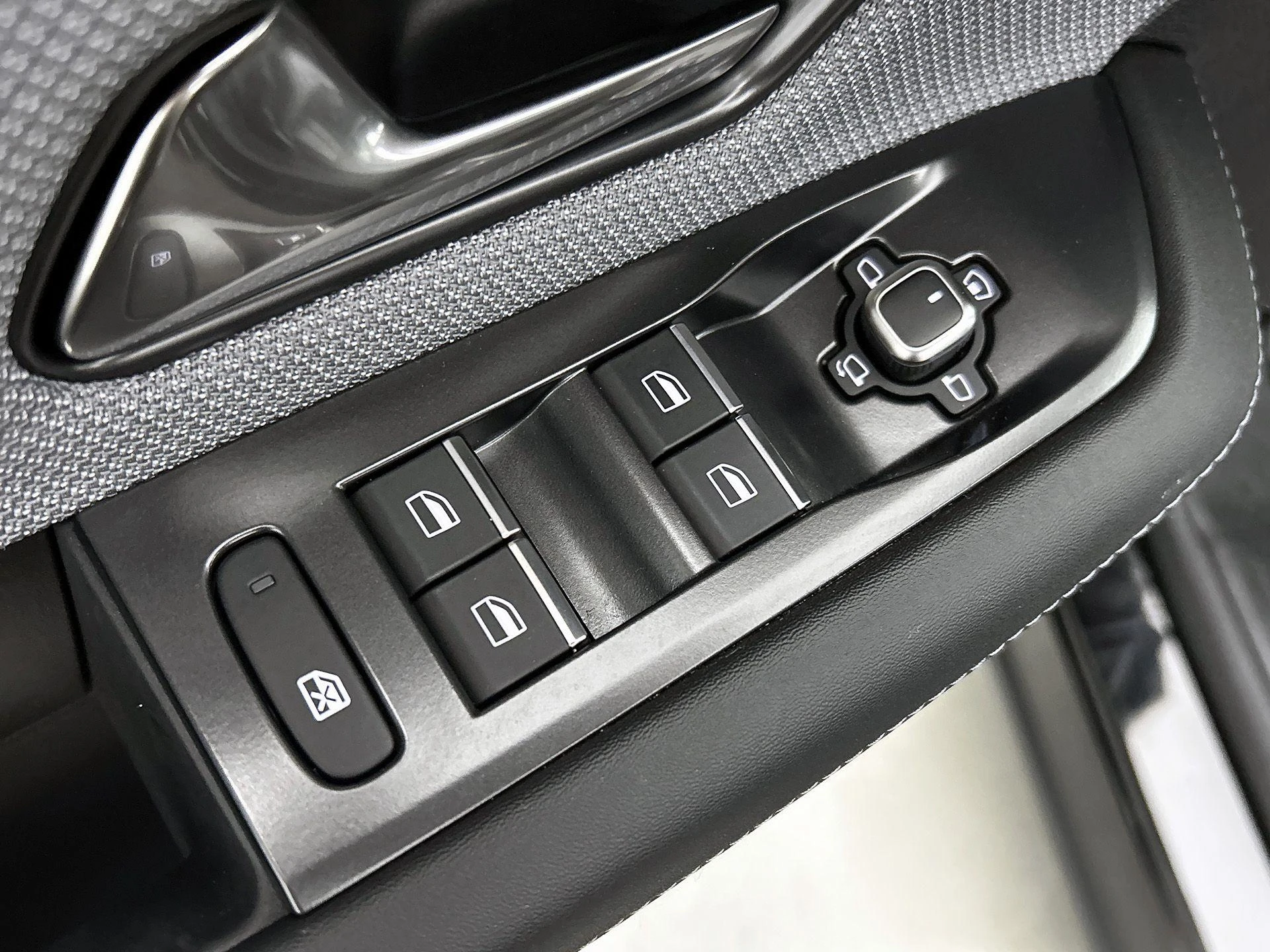 Opel-Grandland-image-31