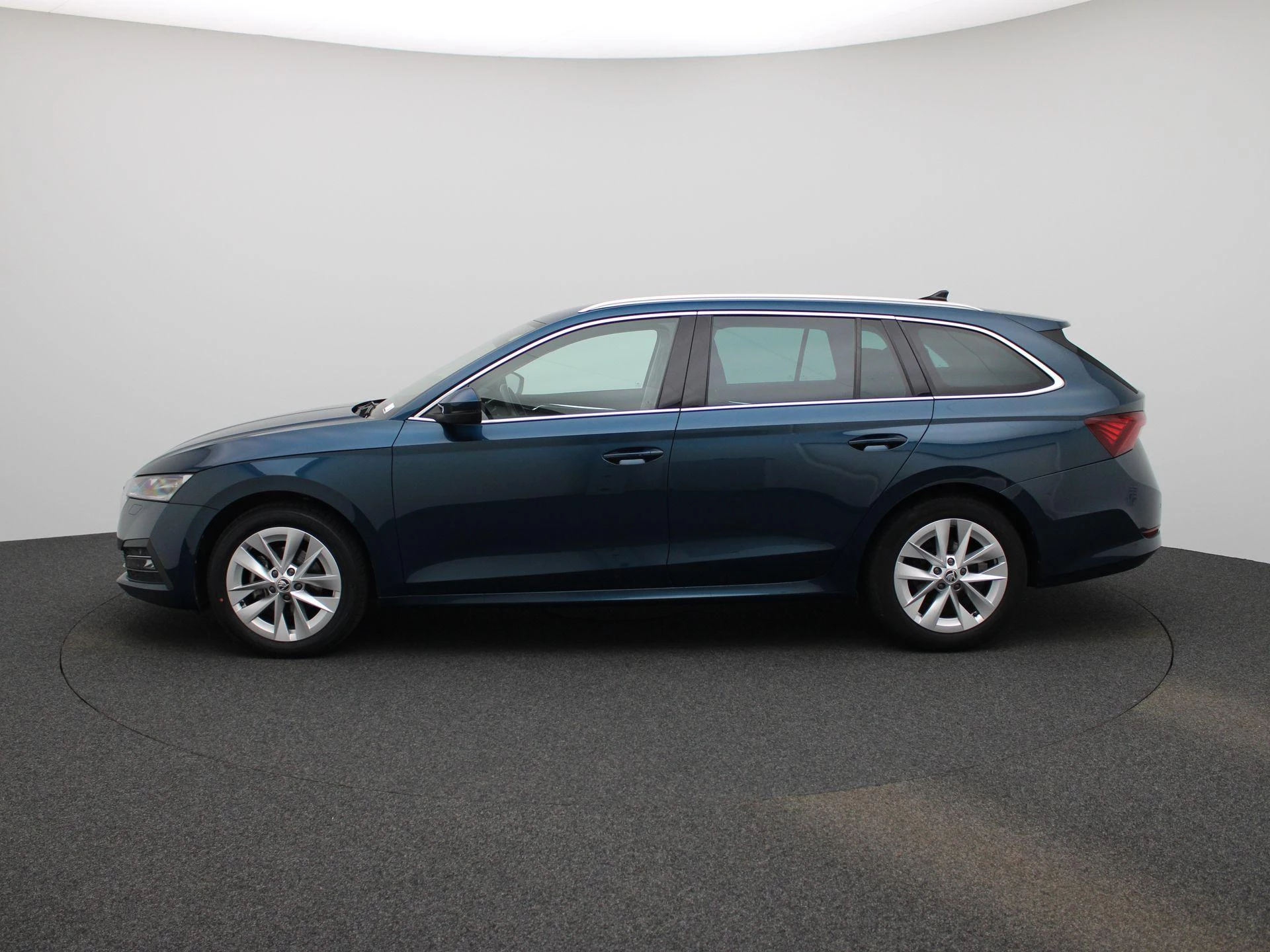 Škoda-Octavia-image-3