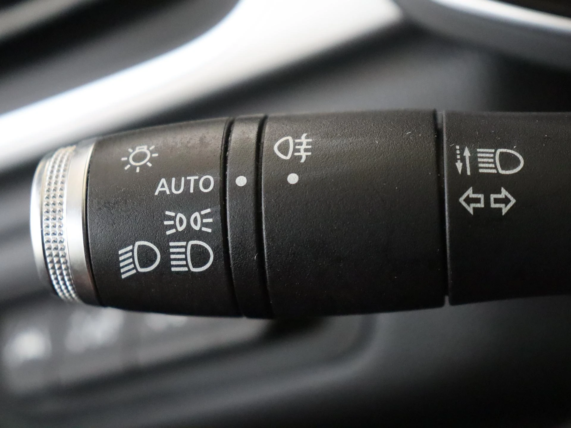 Renault-Captur-image-21