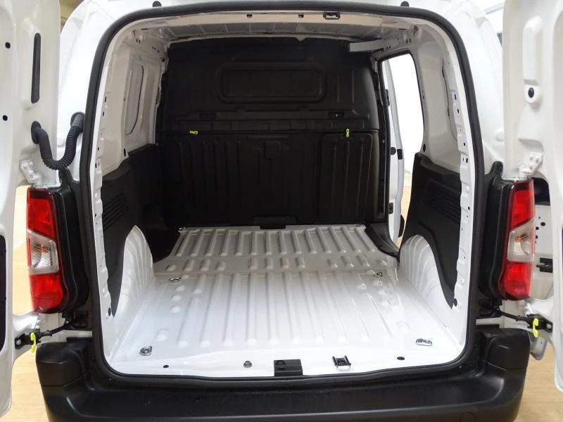 Opel-Combo-image-9