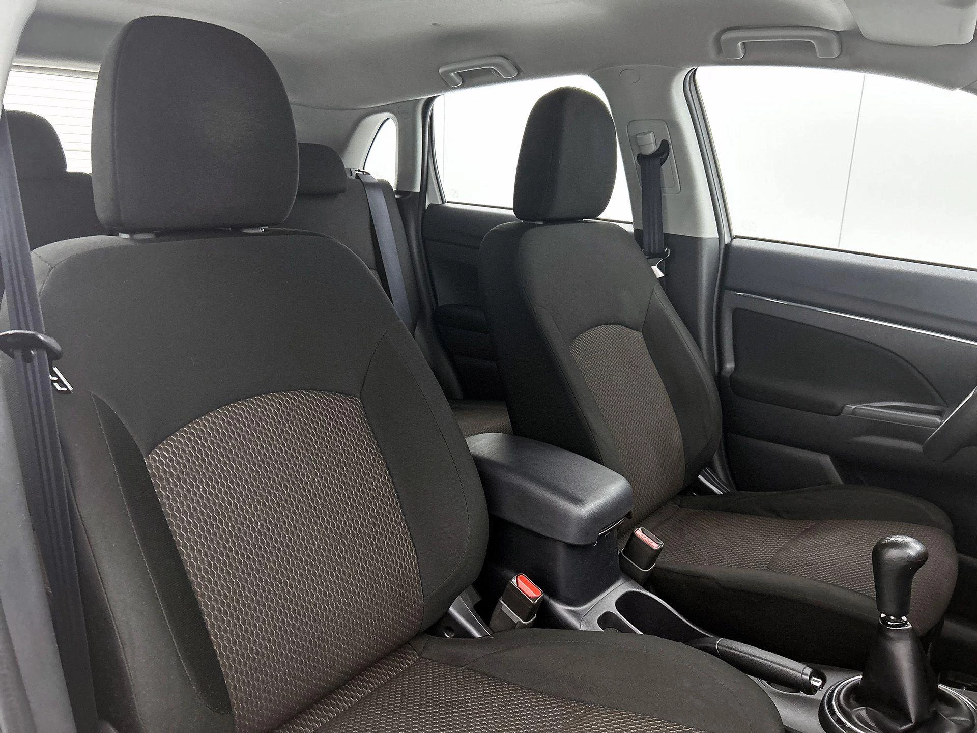 Mitsubishi-ASX-image-21