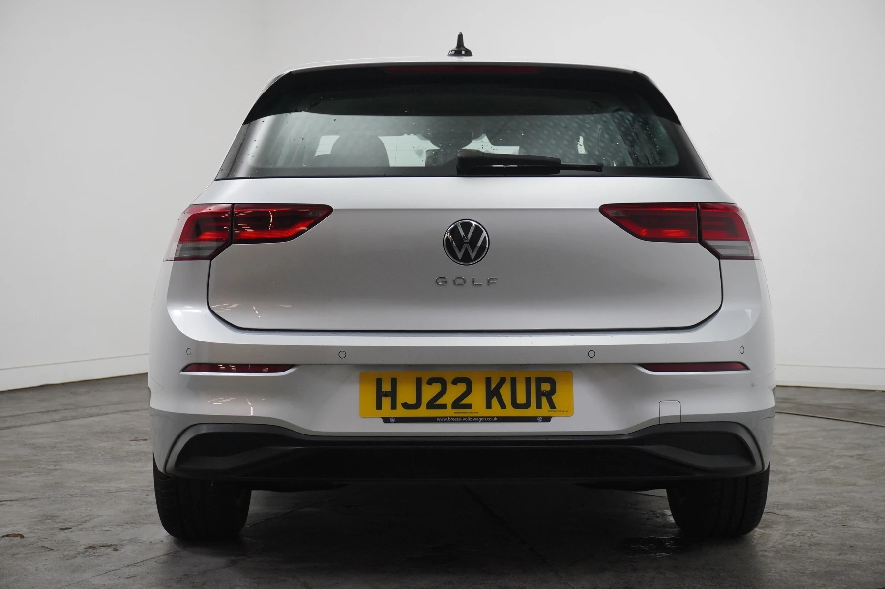 Volkswagen-Golf-image-15