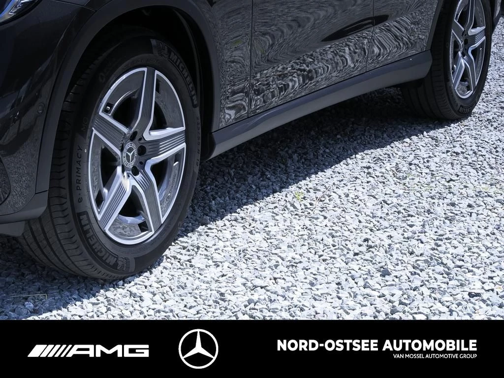 Mercedes-Benz GLC 300 d AMG 4M AHK DISTRONIC MBUX SHZ KEYLESS AMGX254 GLC 300 d AMG 4M AHK DISTRONIC MBUX SHZ KEYLESS AMG