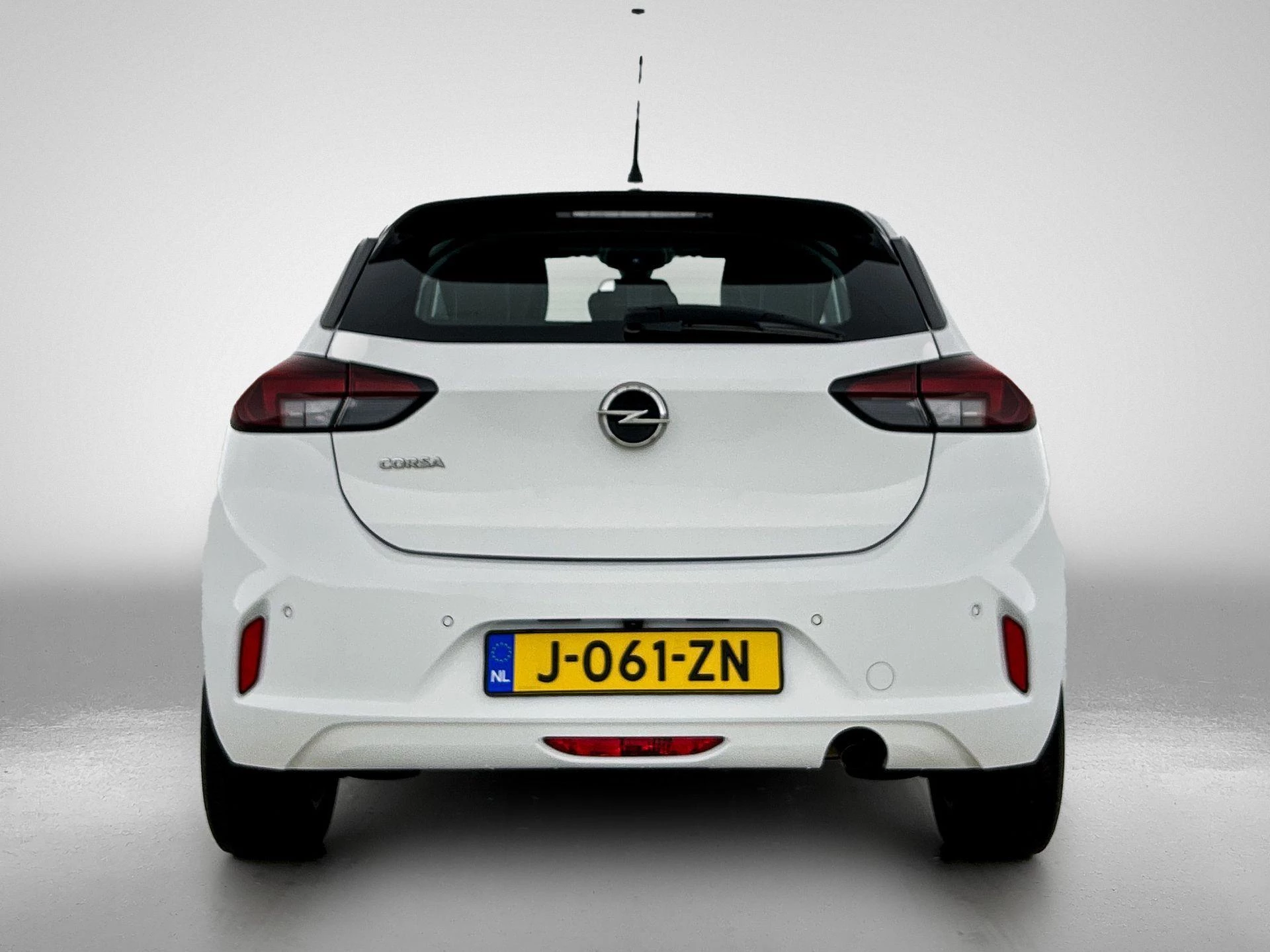 Opel-Corsa-image-2