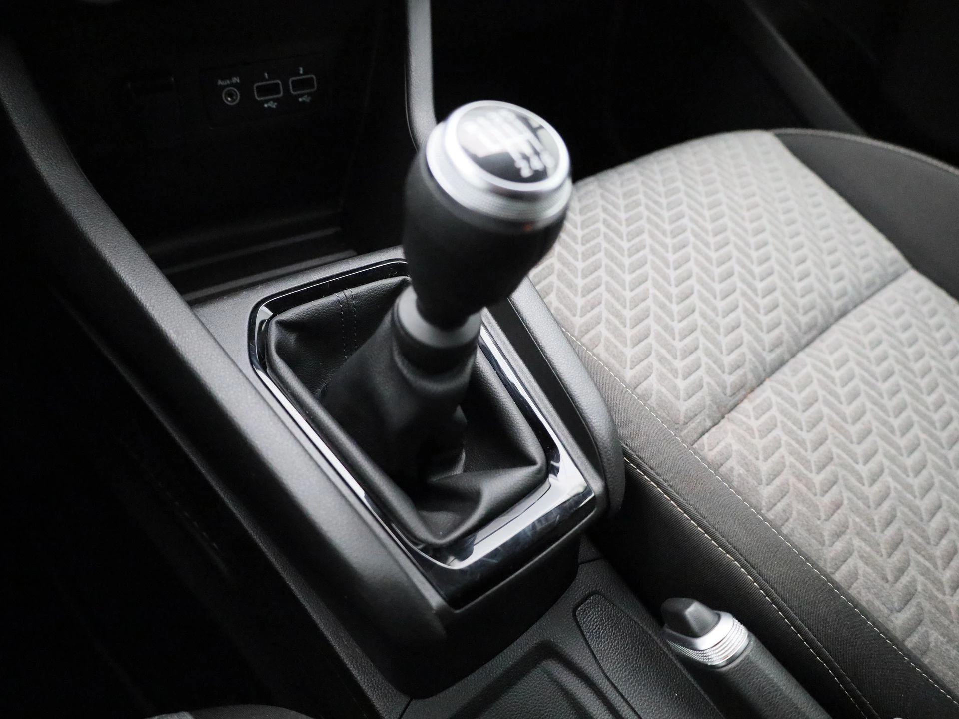 Renault-Clio-image-15