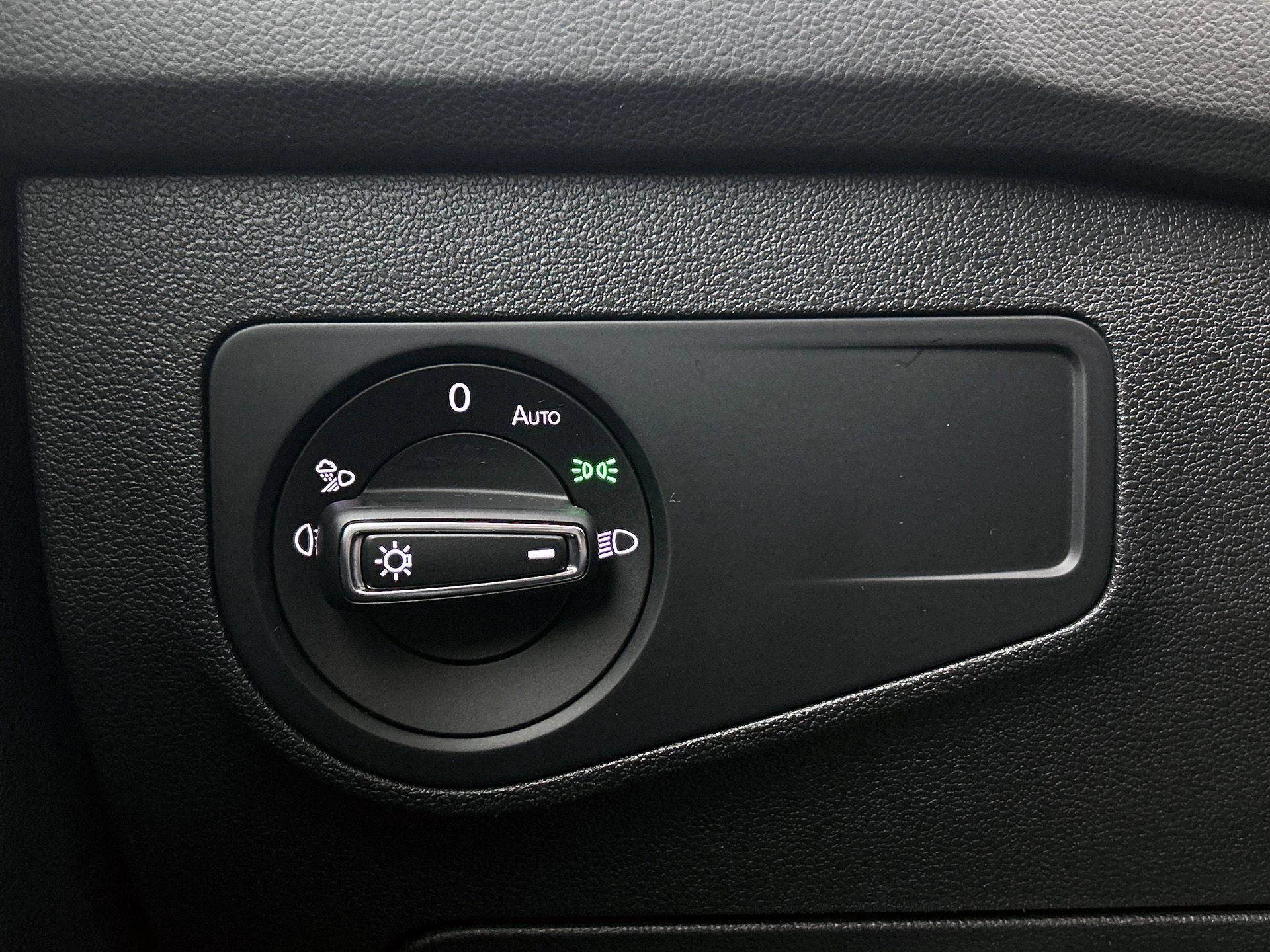 Volkswagen-Tiguan-image-21