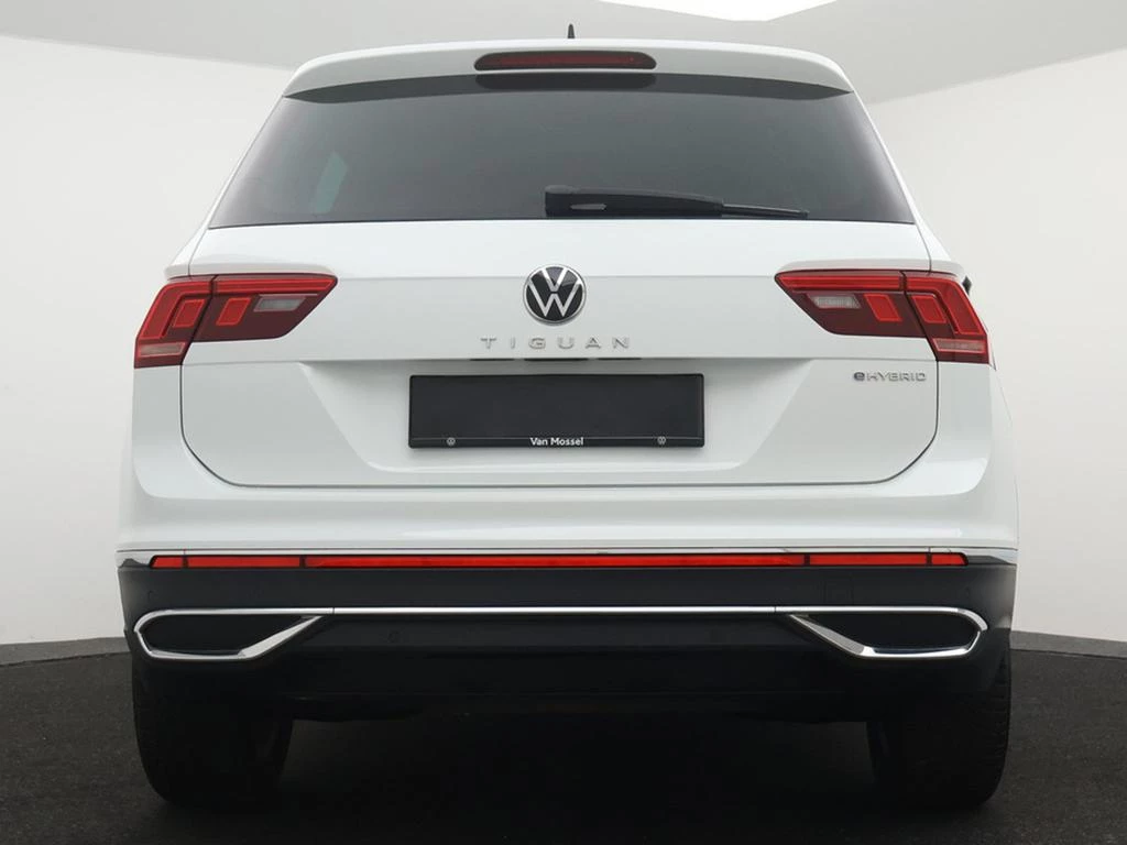 Volkswagen Tiguan eHybrid Tiguan eHybrid PHEV 1.4Elegance DSG 245PK *AUTOMAAT*NAVI*DIGITAL DASHBOARD*ALCANTARA*ZETELVERWARMING*APP CONNECT*...