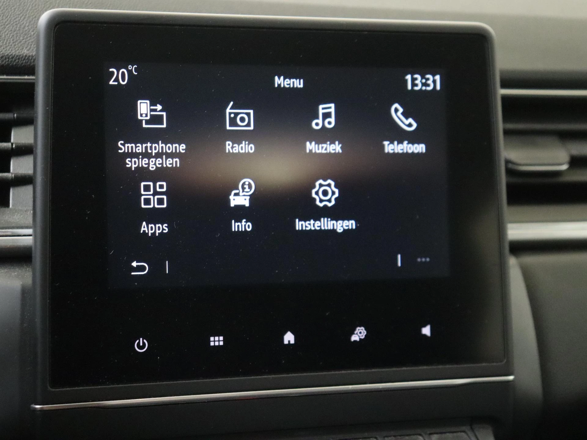 Renault-Captur-image-15