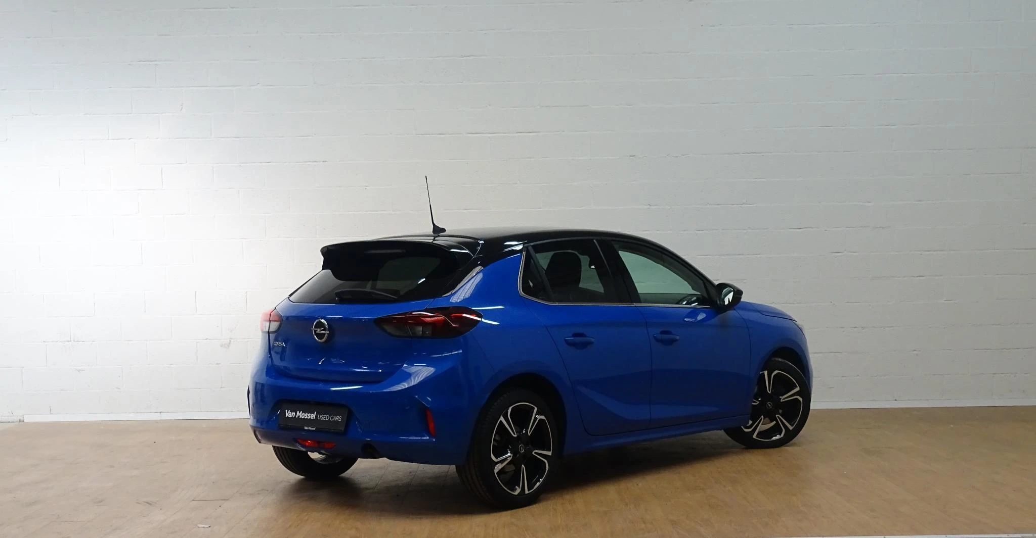 Opel-Corsa-image-2