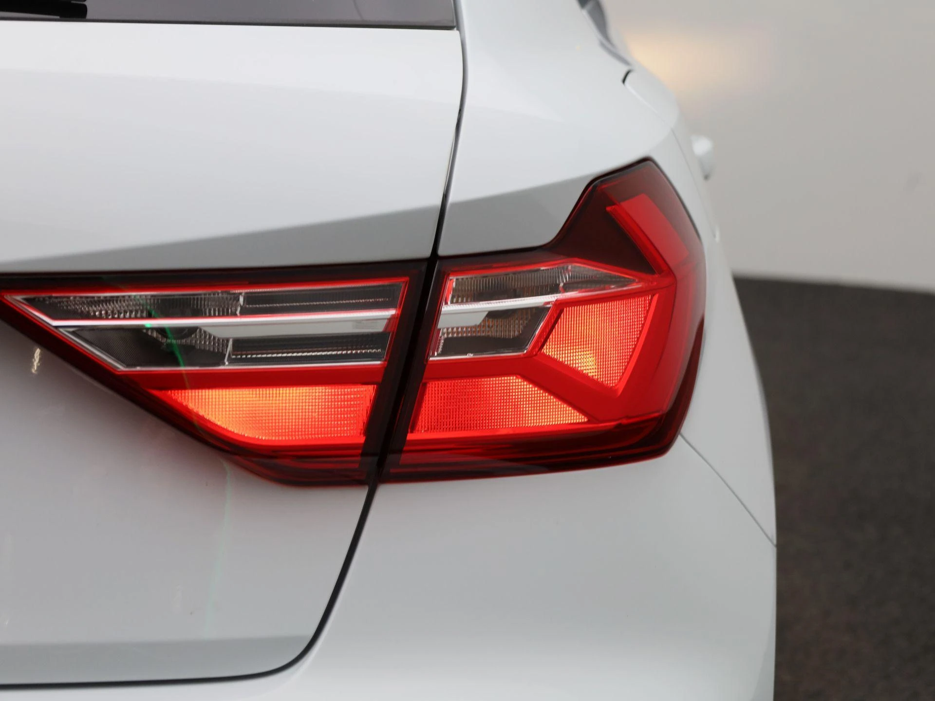 Audi-A1 Sportback-image-34