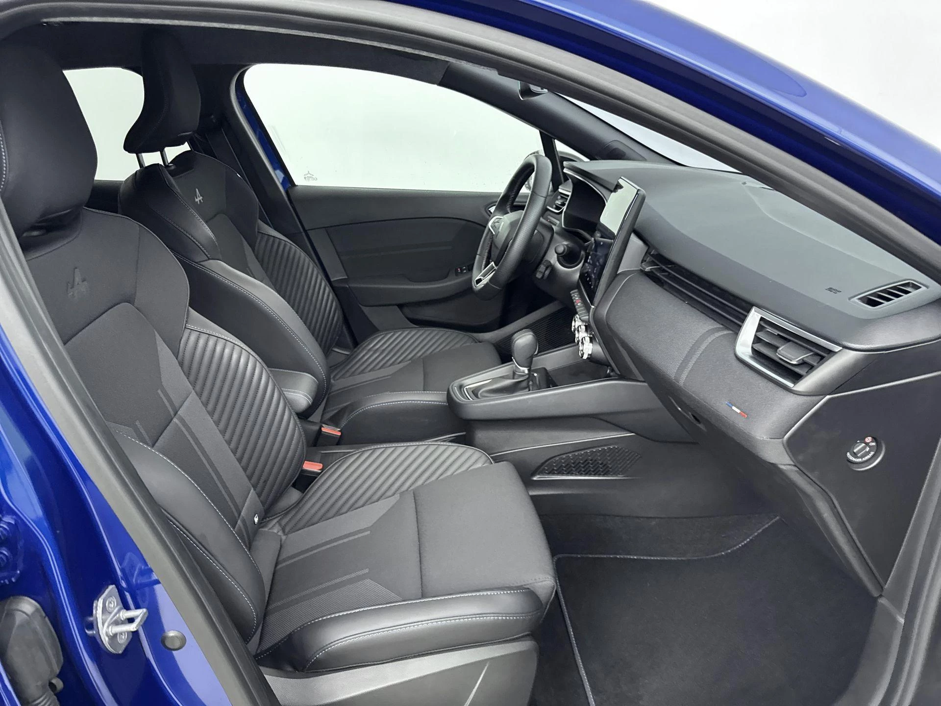 Renault-Clio-image-14