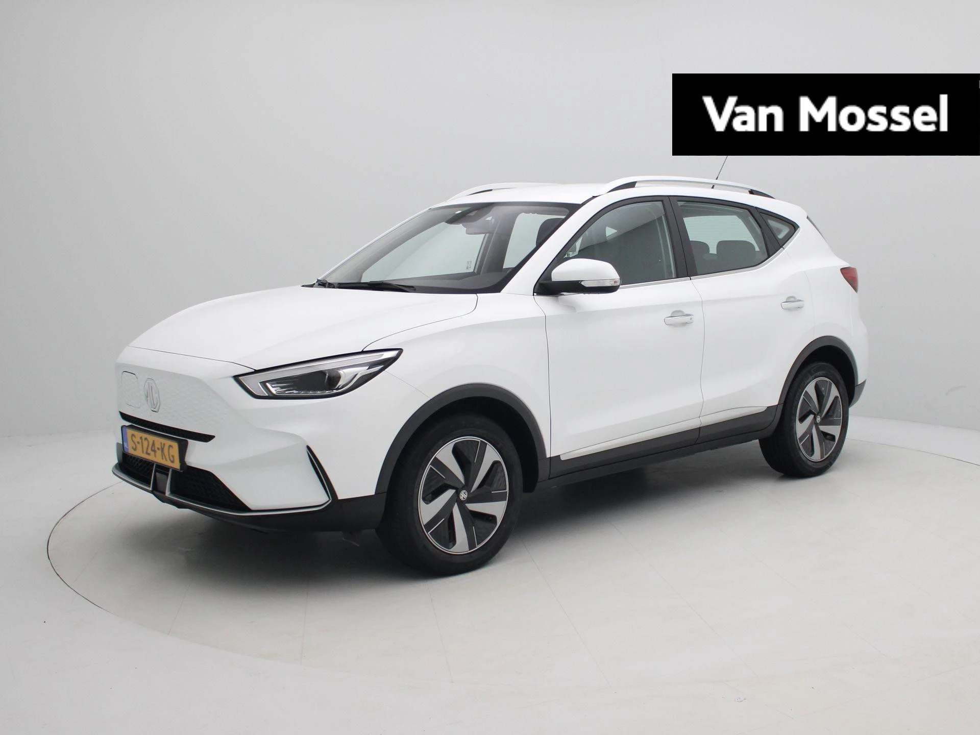 MG-ZS EV-image-0