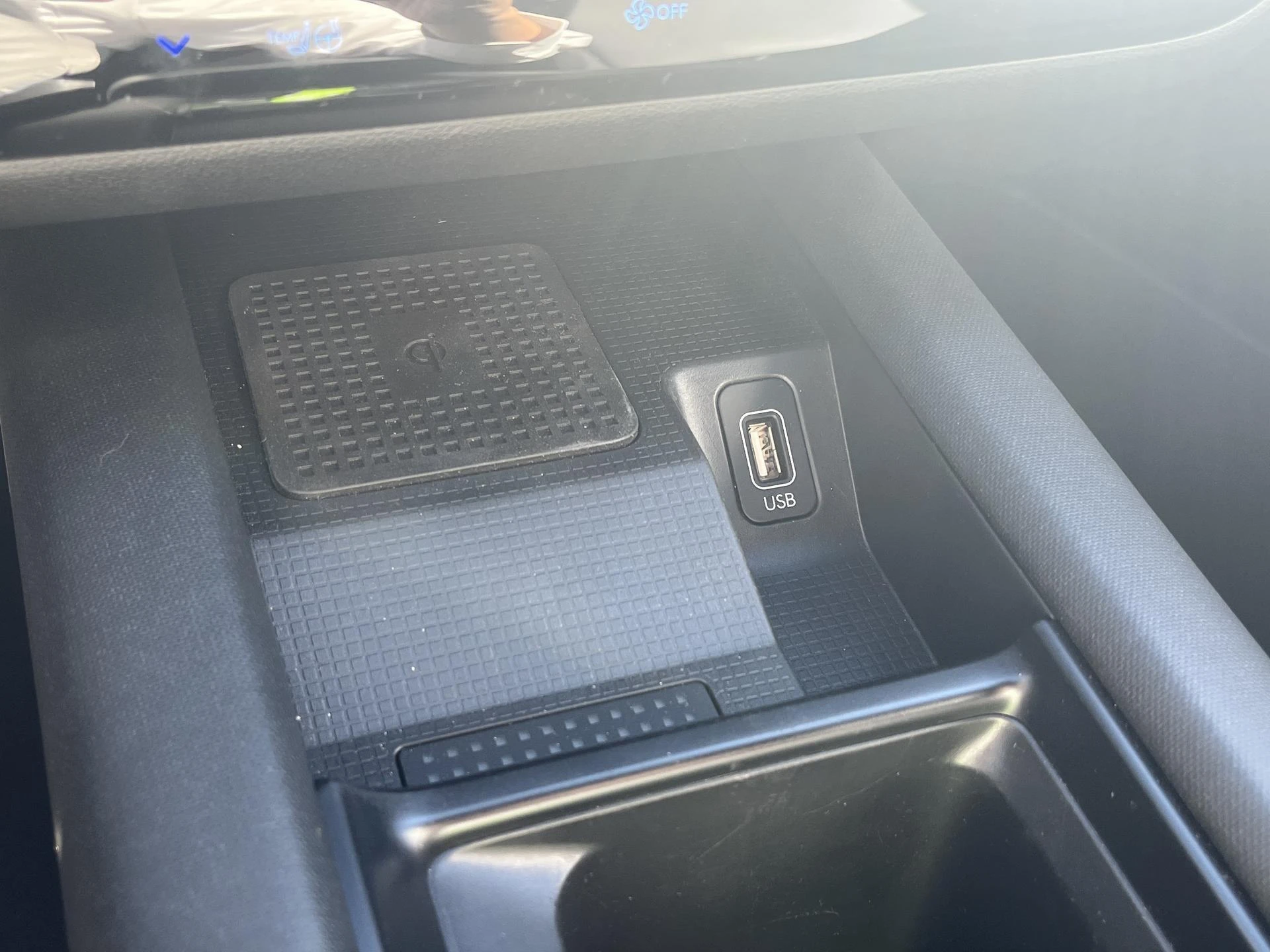 Hyundai-IONIQ 6-image-24