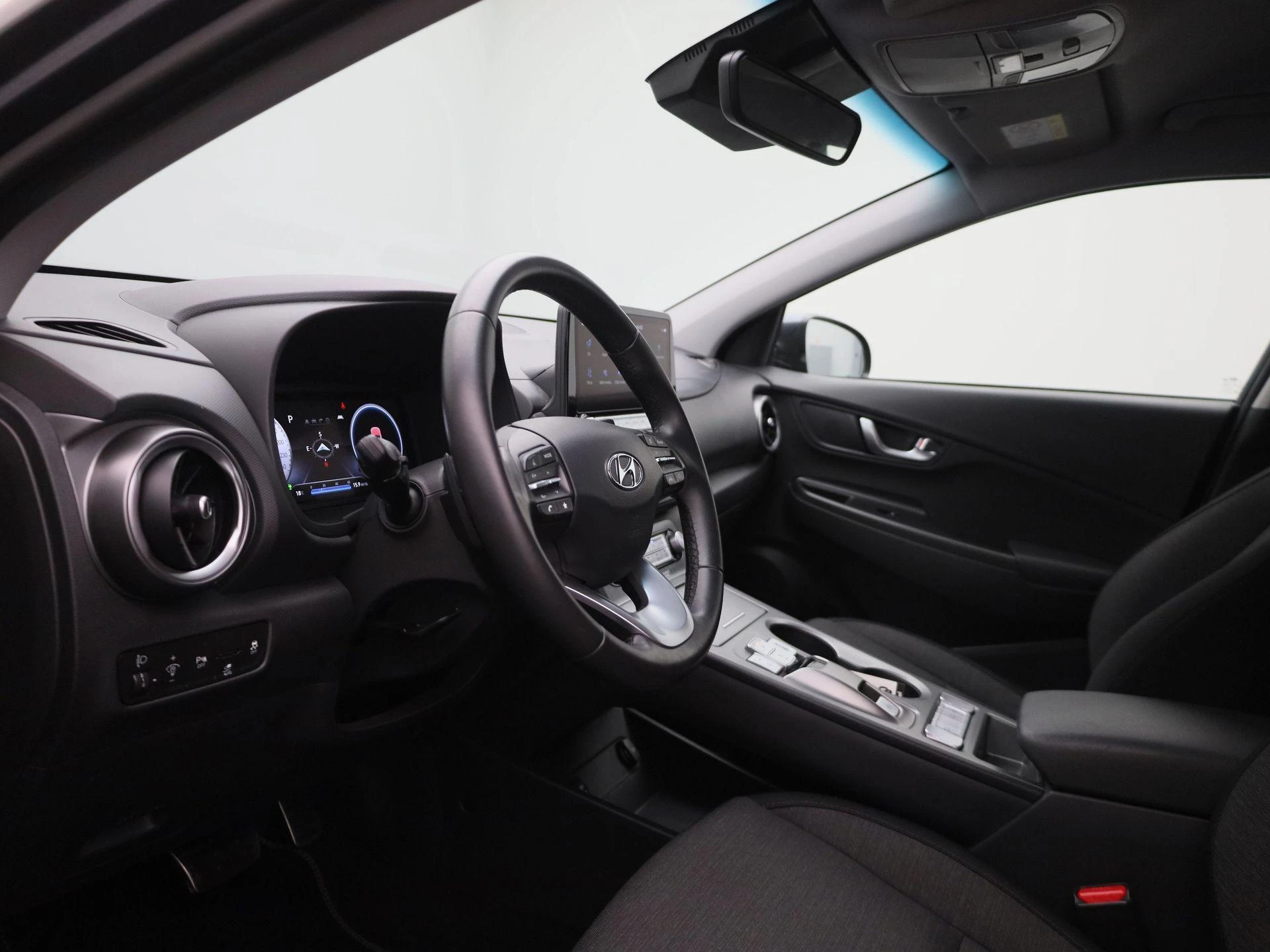 Hyundai-Kona-image-29