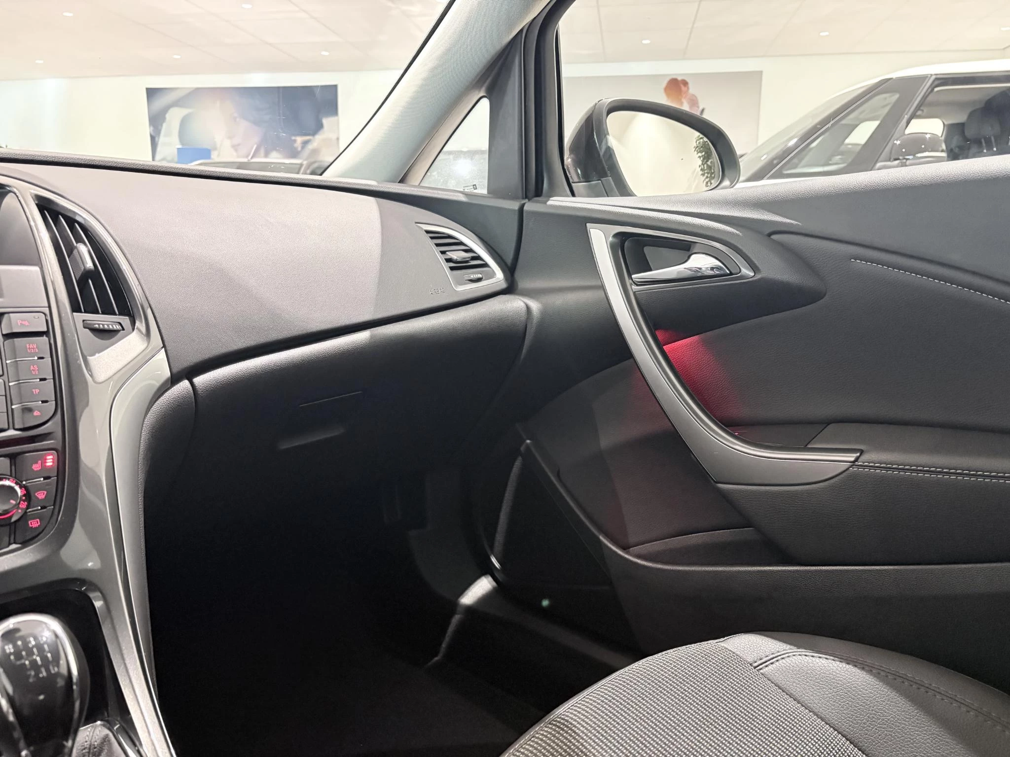 Opel-Astra-image-24