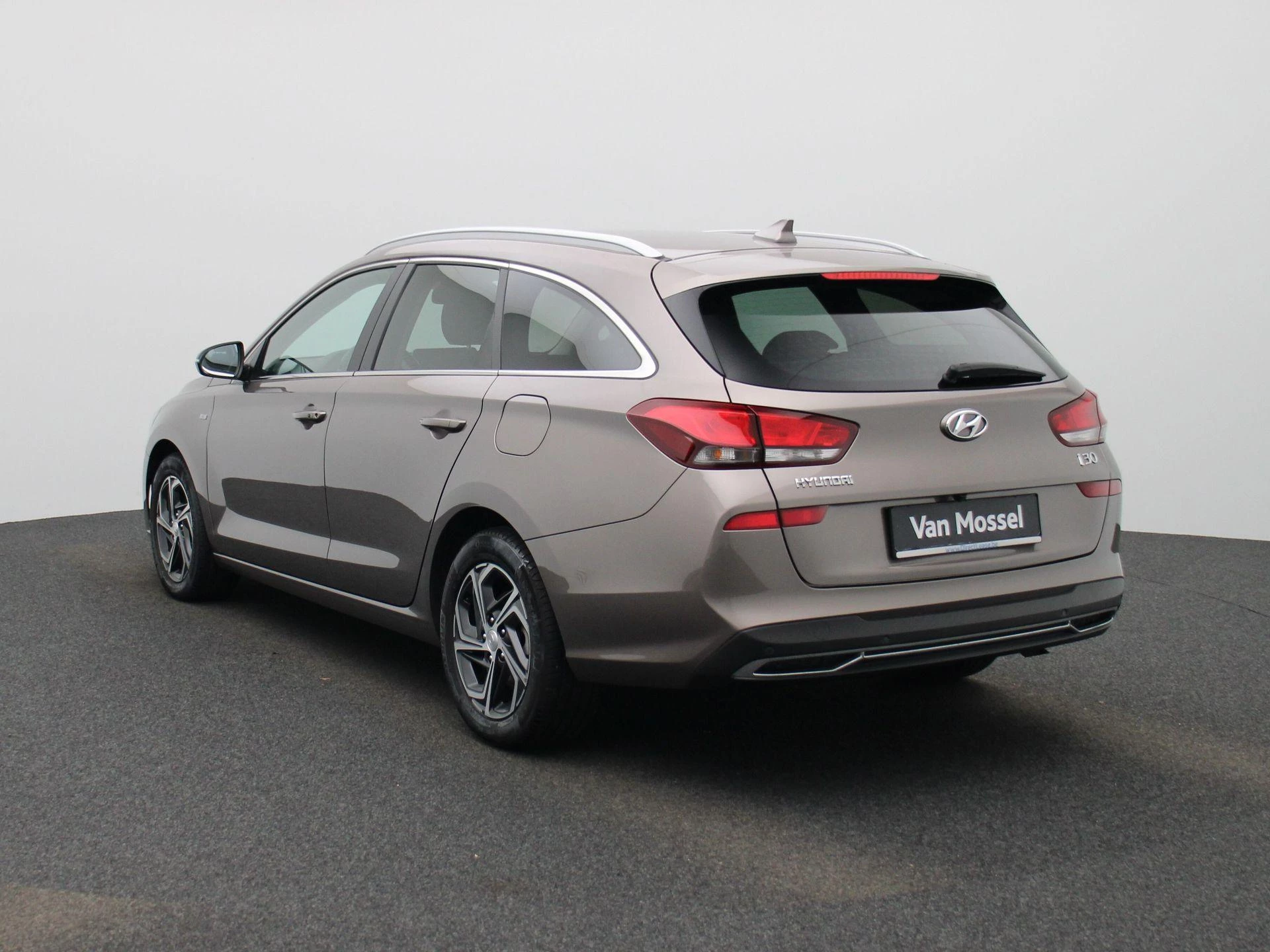 Hyundai-i30-image-1
