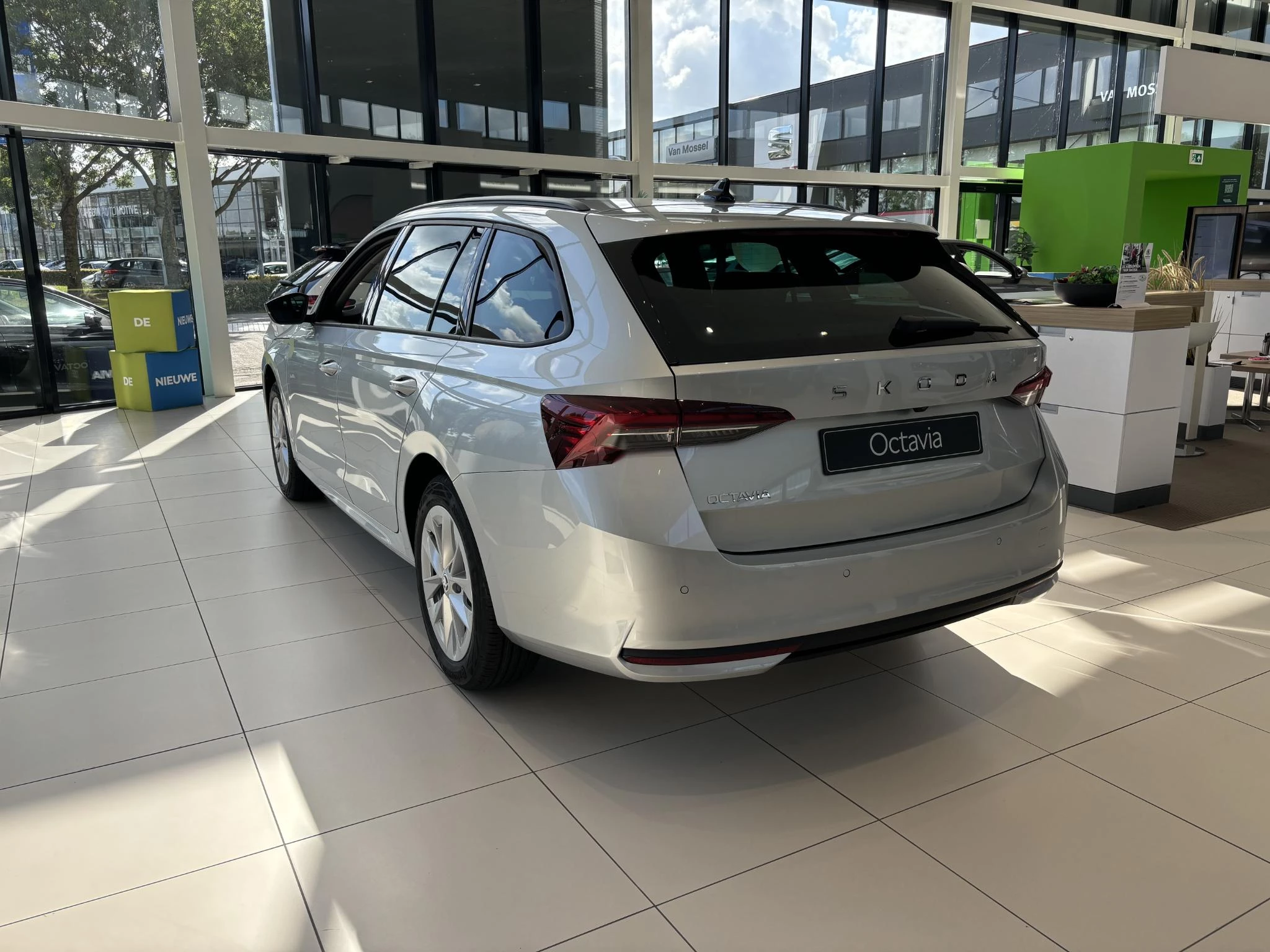 Škoda-Octavia-image-2