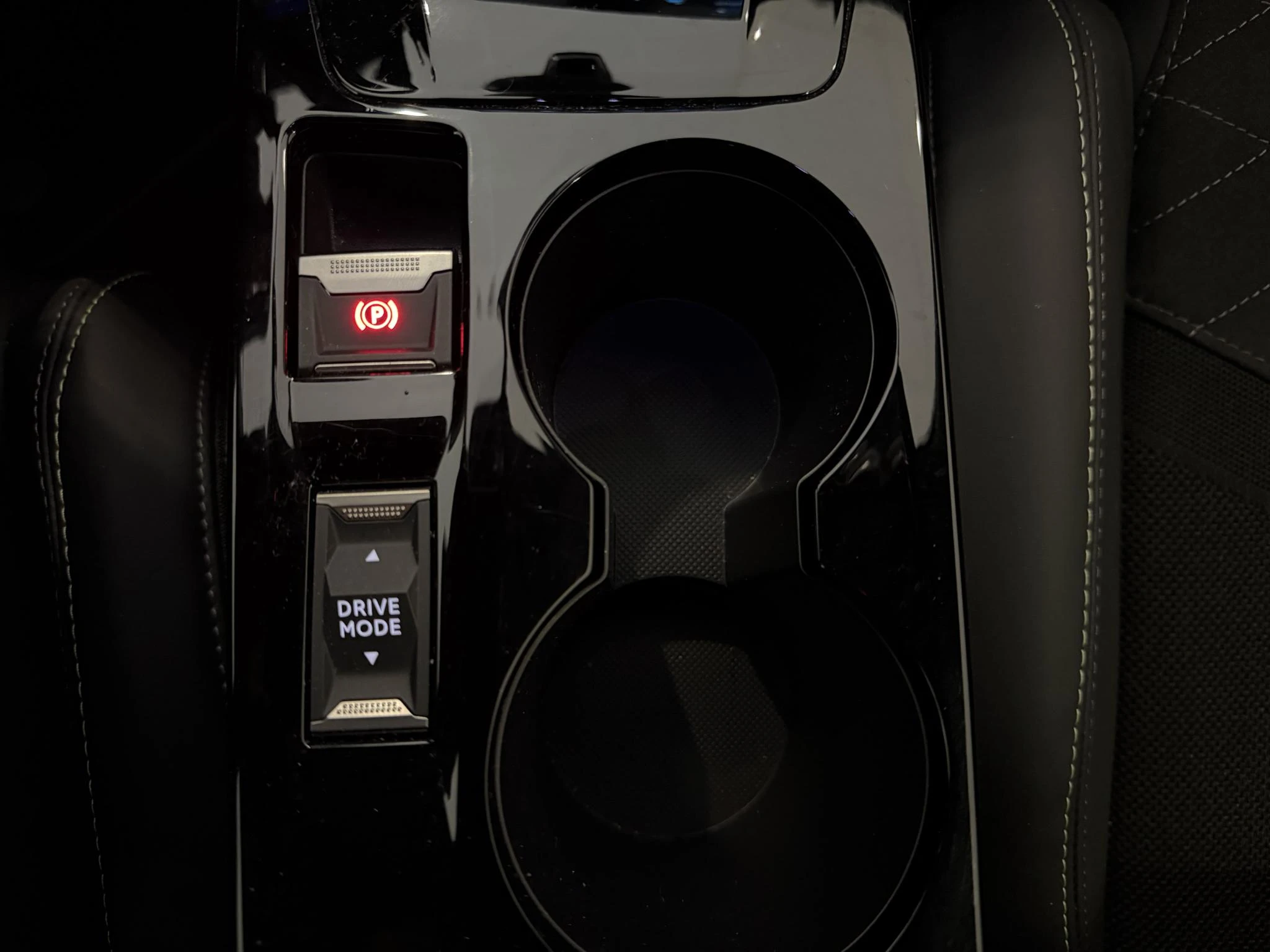 Peugeot-208-image-13