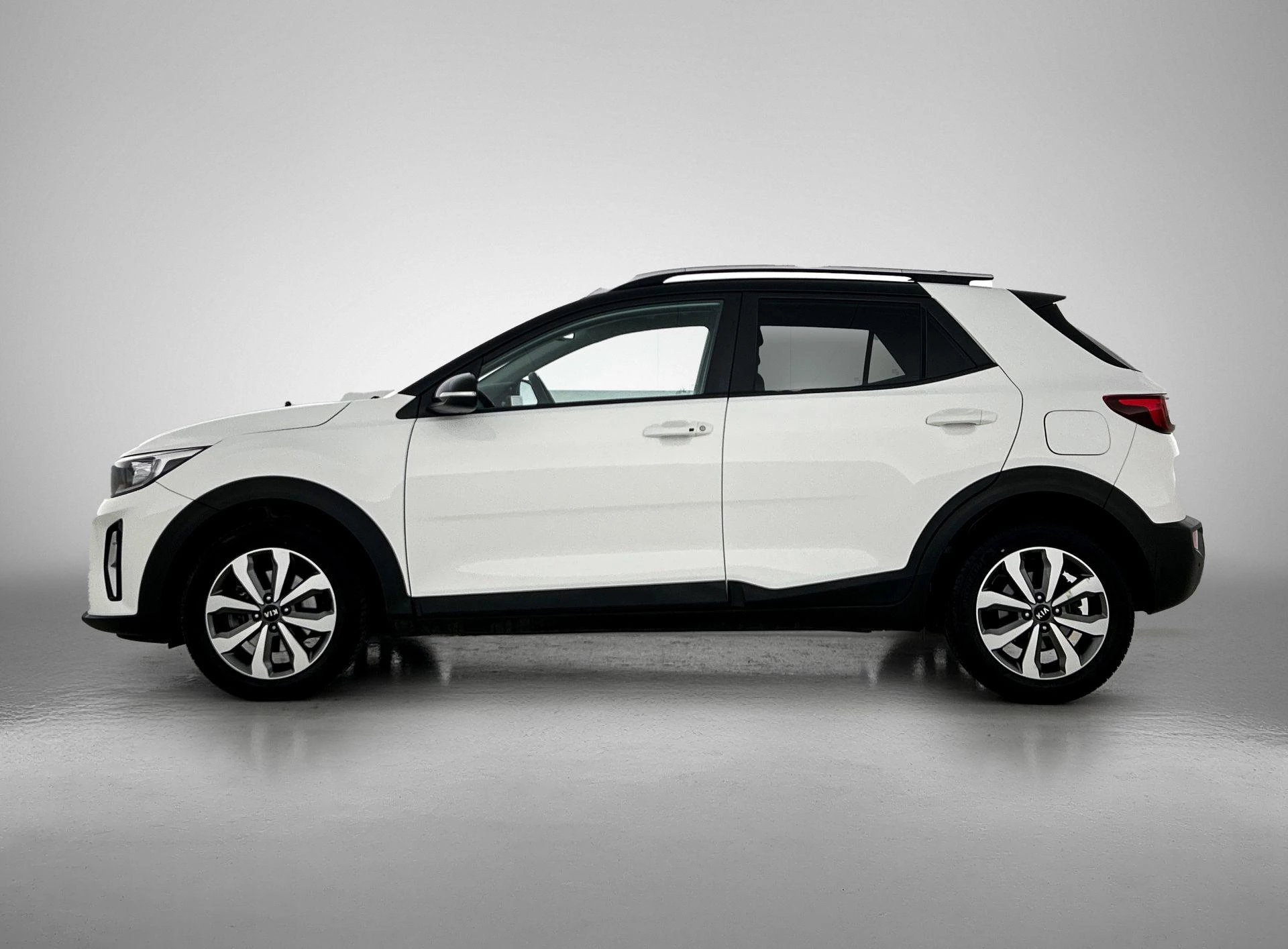Kia-Stonic-image-2