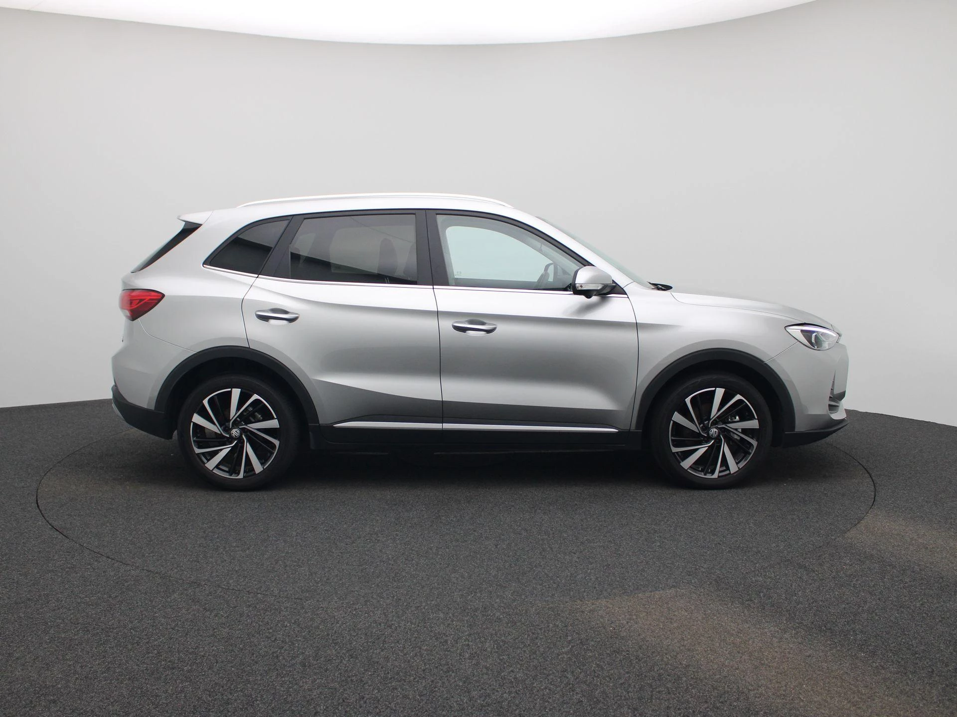 MG ZS 1.5 Hybrid+ Luxury