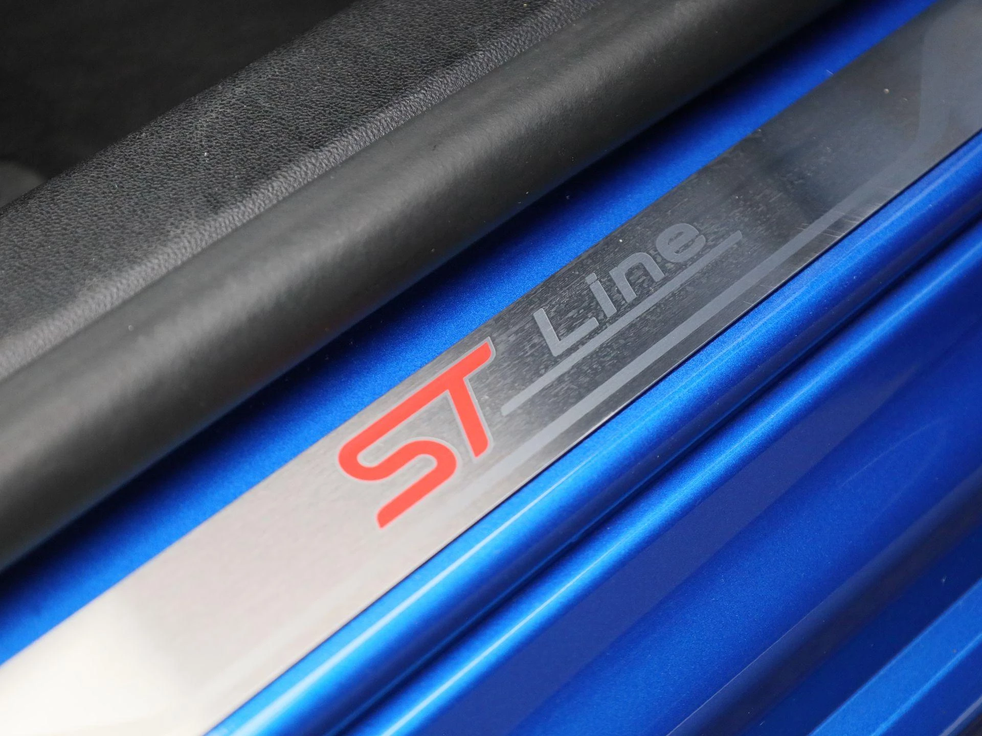 Ford Focus 1.0 EcoBoost ST Line Business