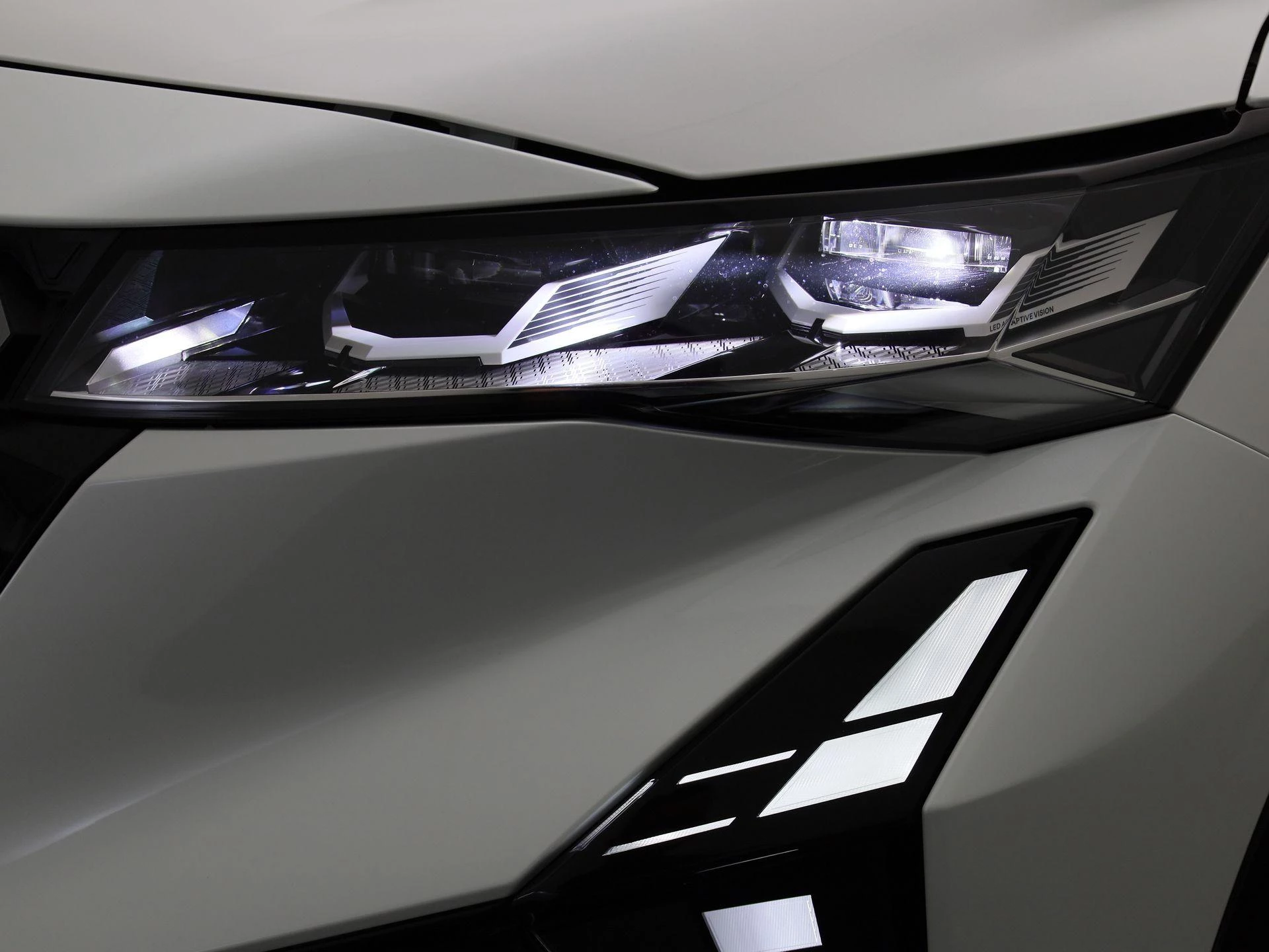 Renault Austral 1.2 E-Tech full hybrid 200 techno