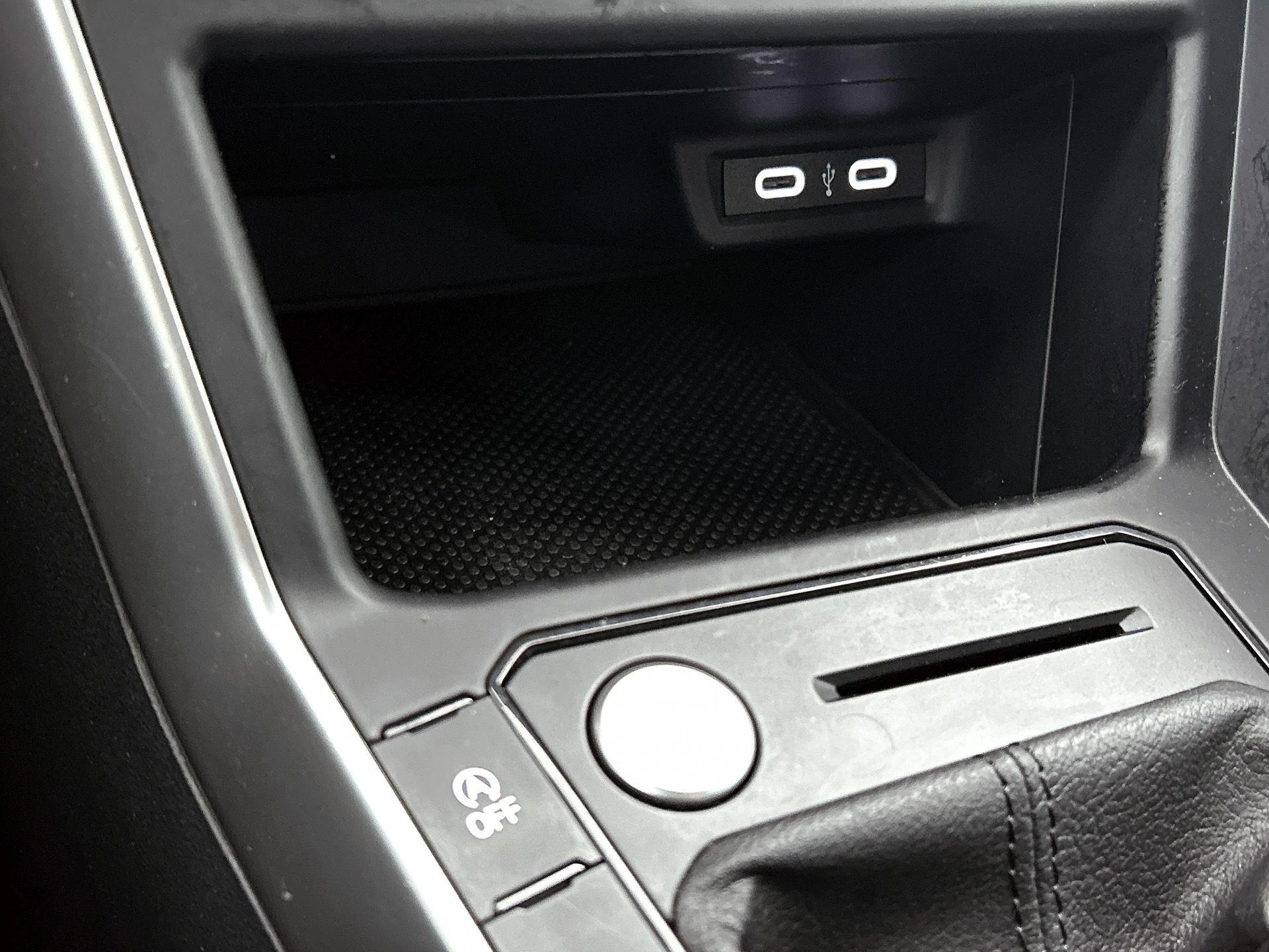 Volkswagen-Taigo-image-31