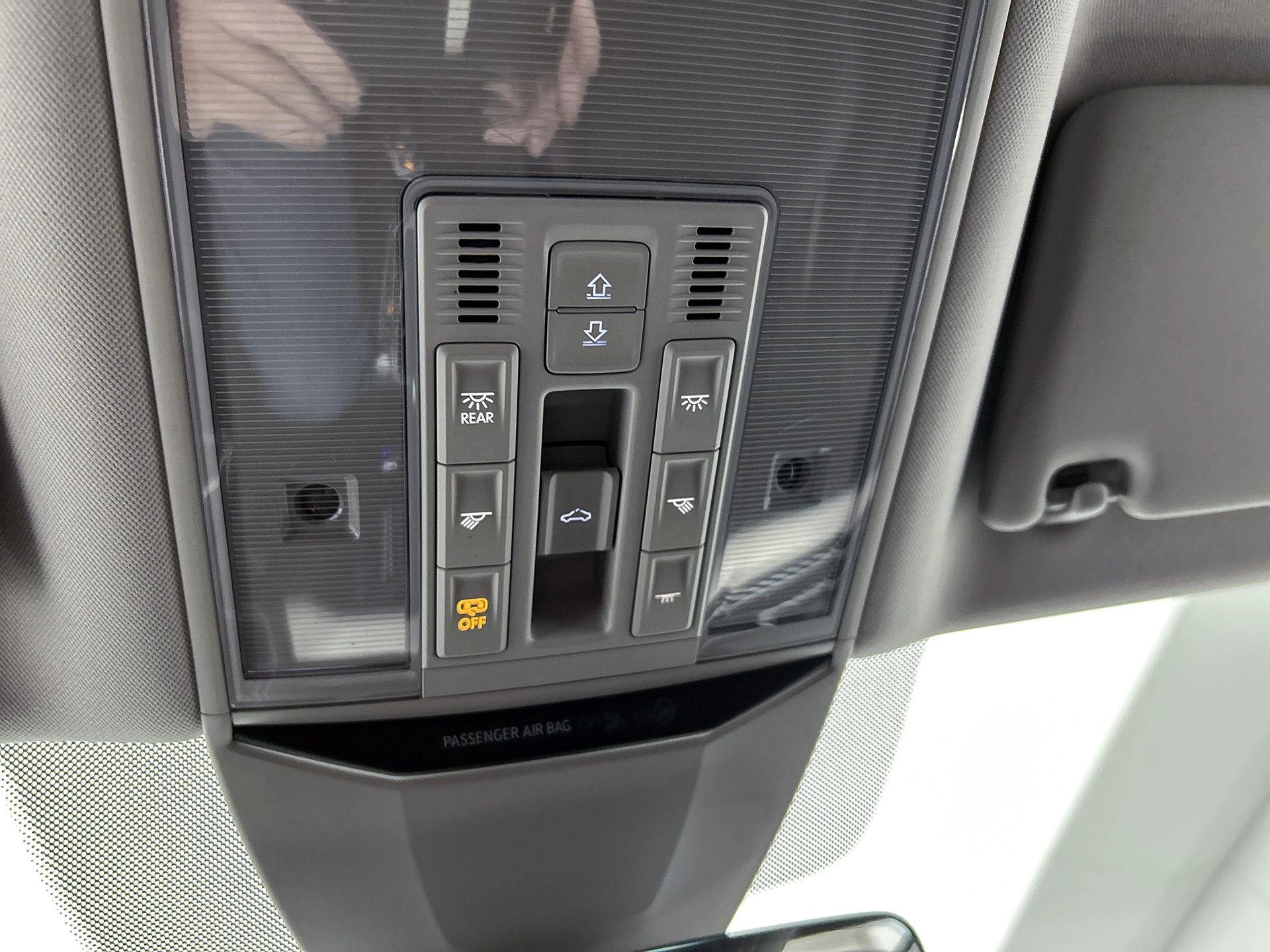 Volkswagen-Passat-image-15