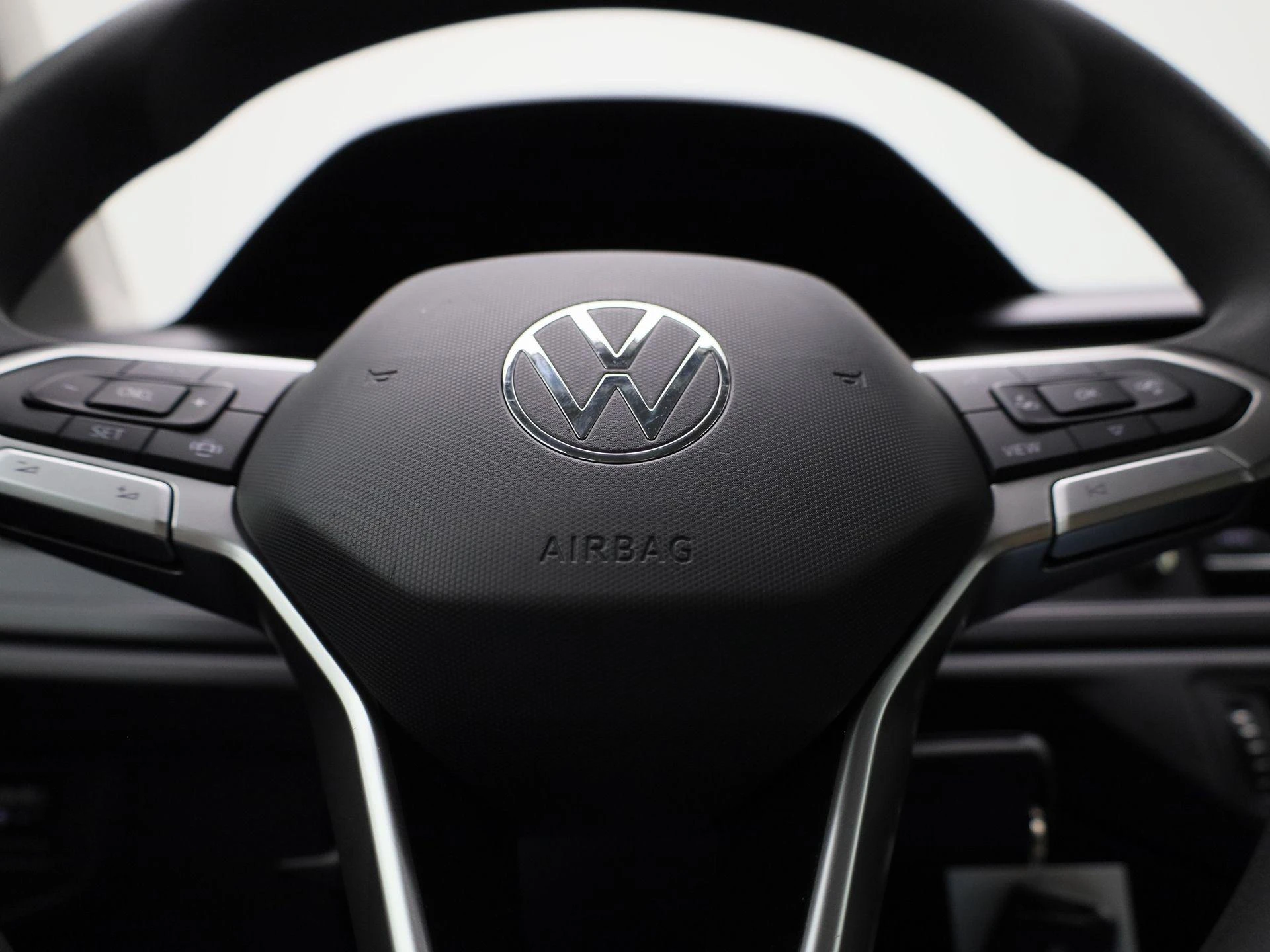 Volkswagen-Taigo-image-24